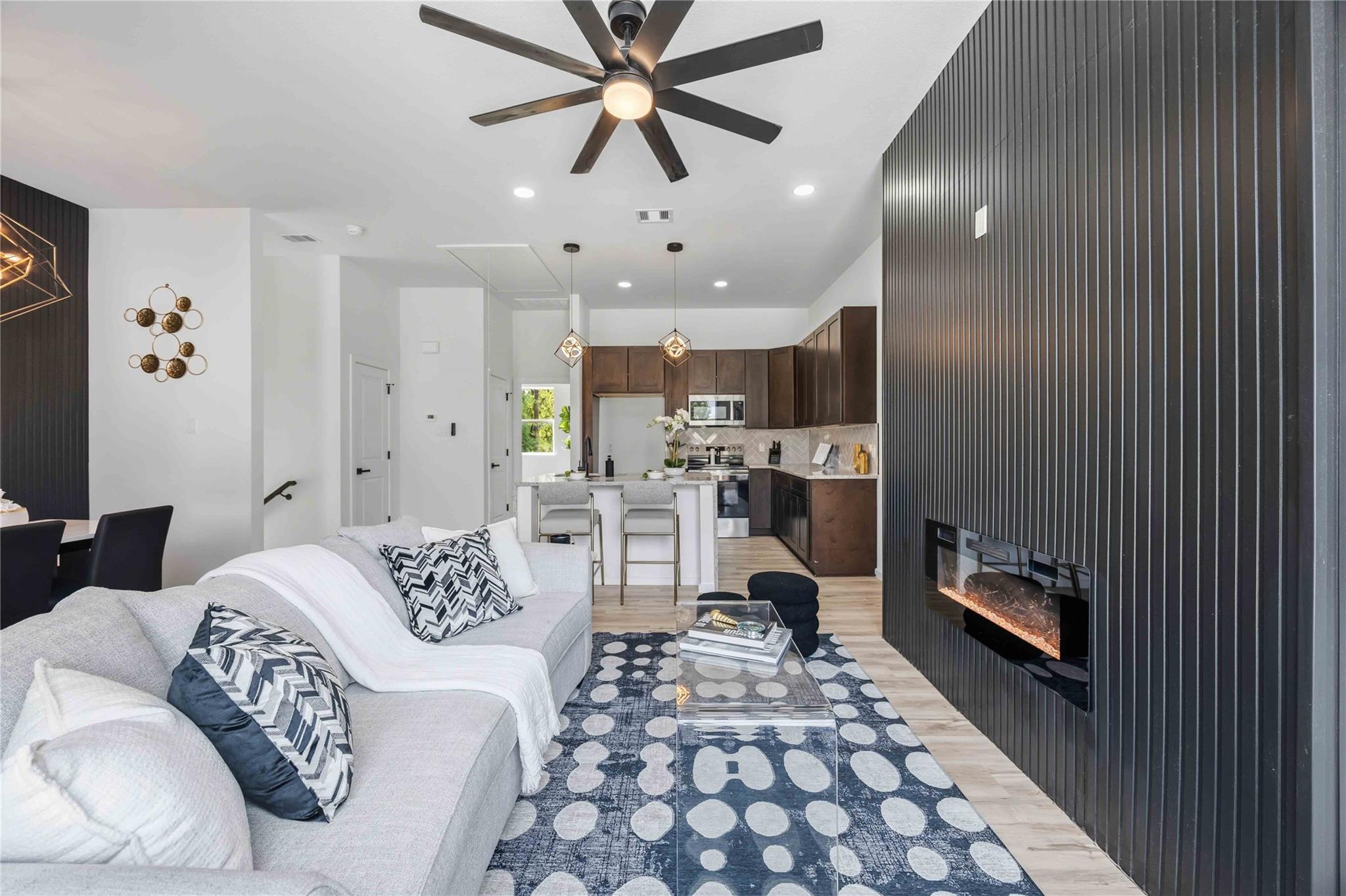 902 Ringold Street Unit: A/B