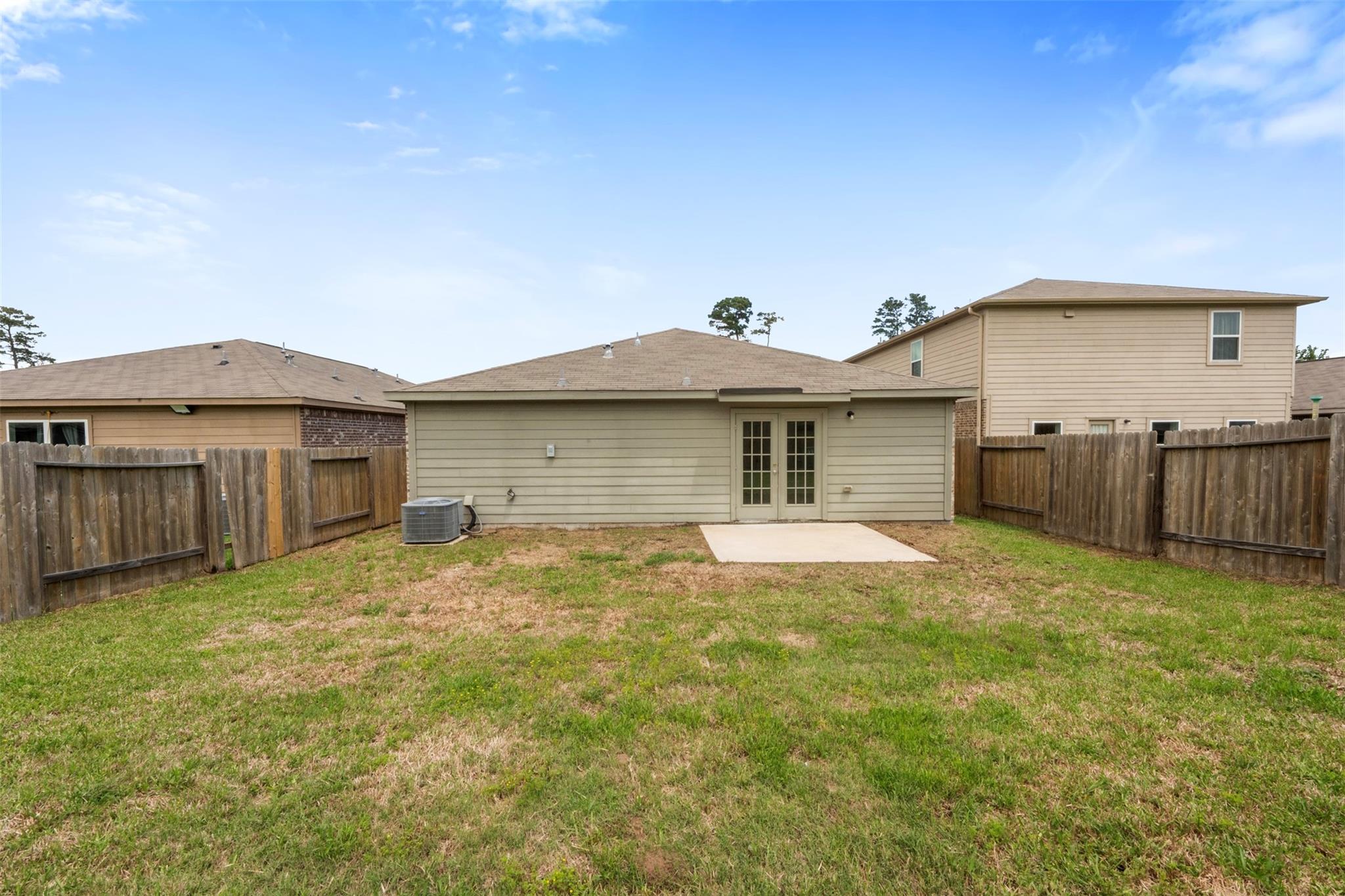 22703 Steel Blue Jaybird Dr