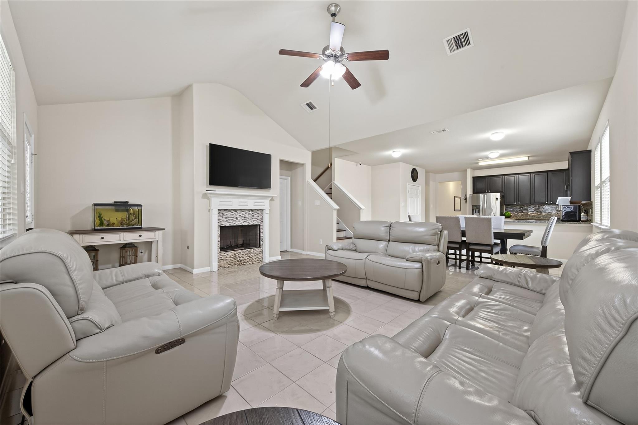 10023 Cobbs Cove Lane