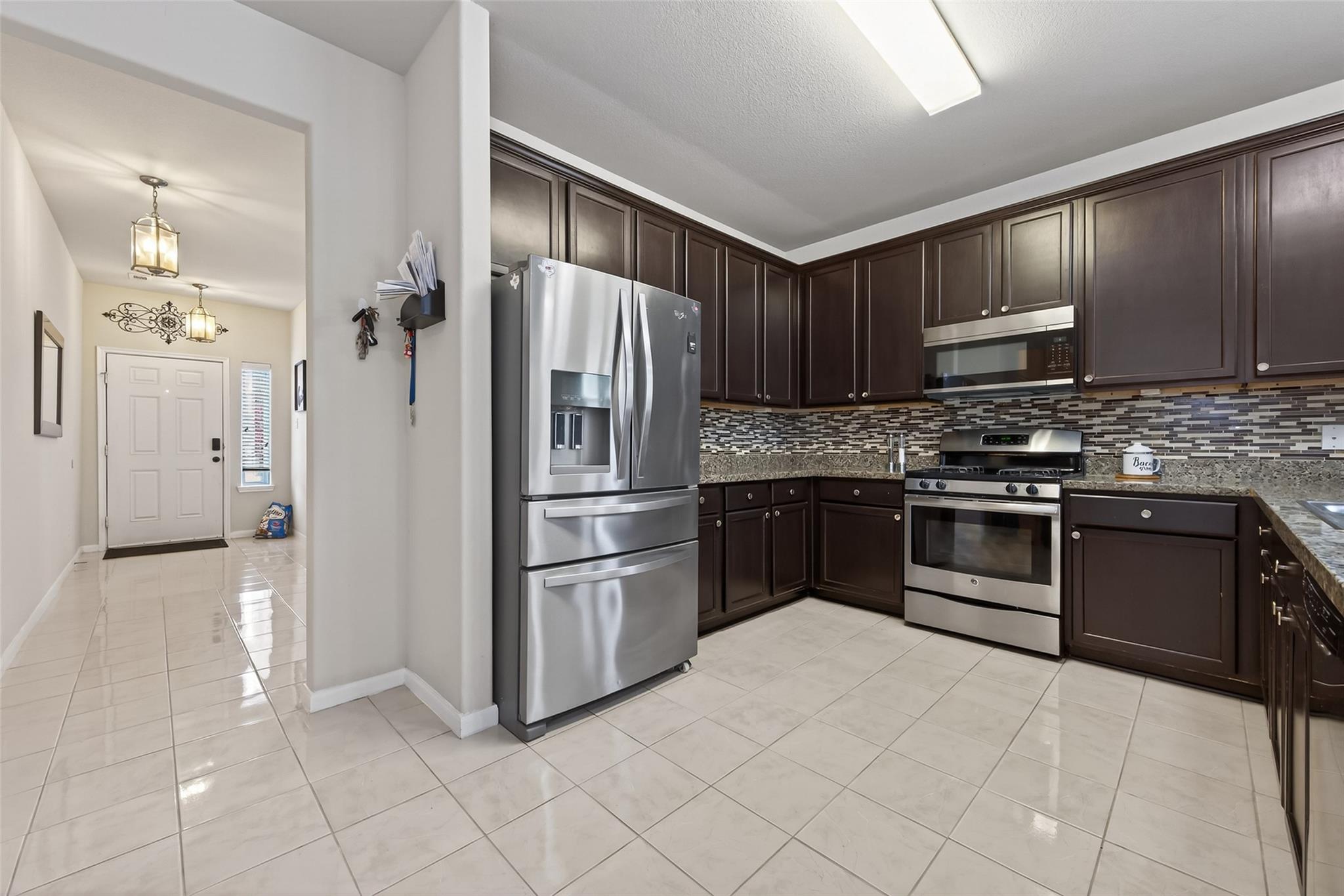 10023 Cobbs Cove Lane