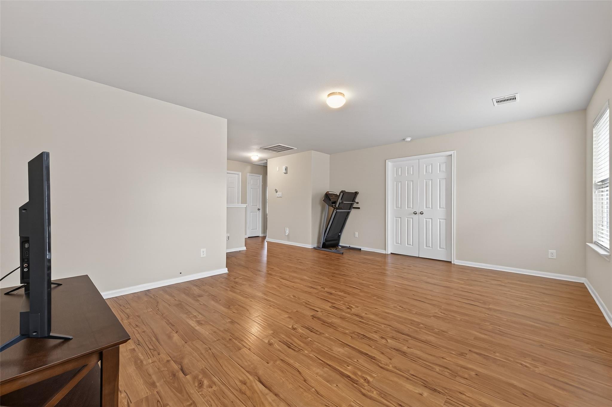 10023 Cobbs Cove Lane