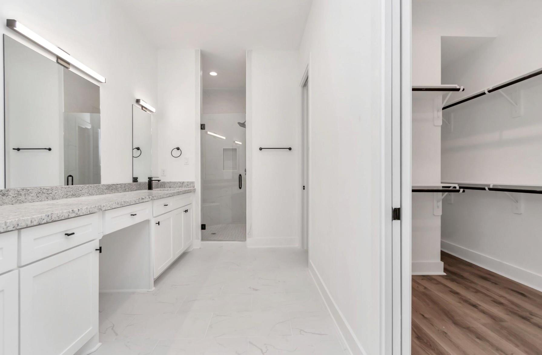 5609 Savyon Drive, Houston