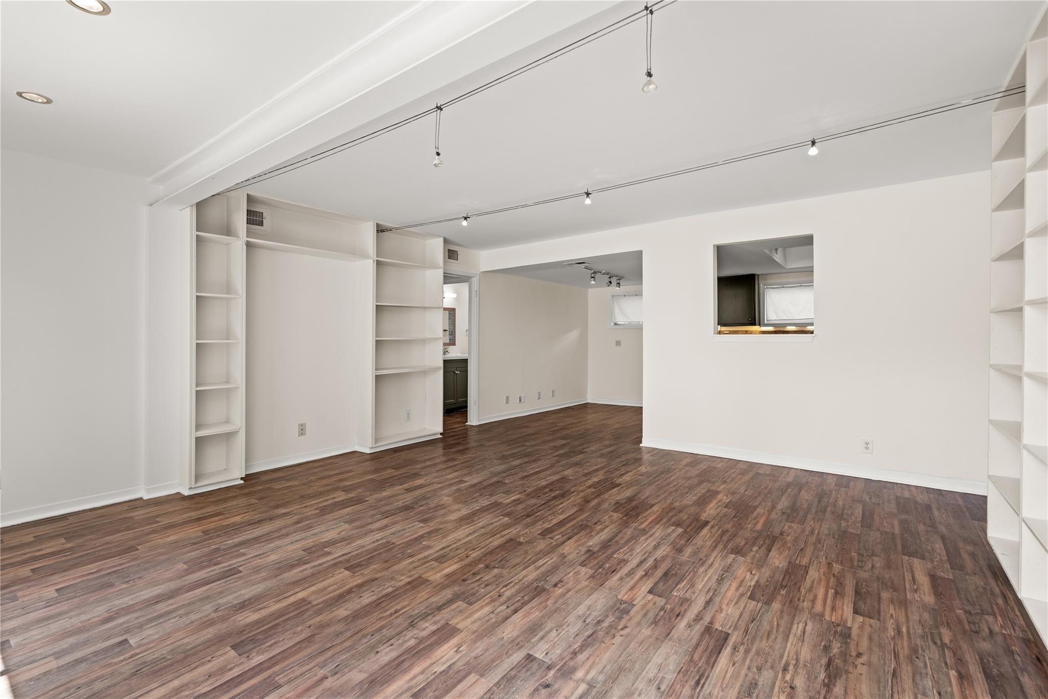 1975 Lexington Street # 2