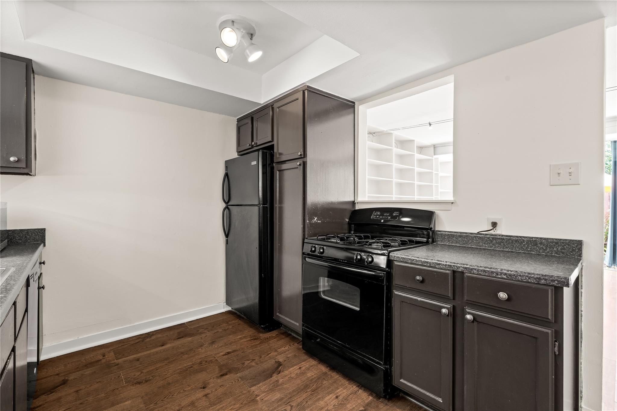 1975 Lexington Street # 2