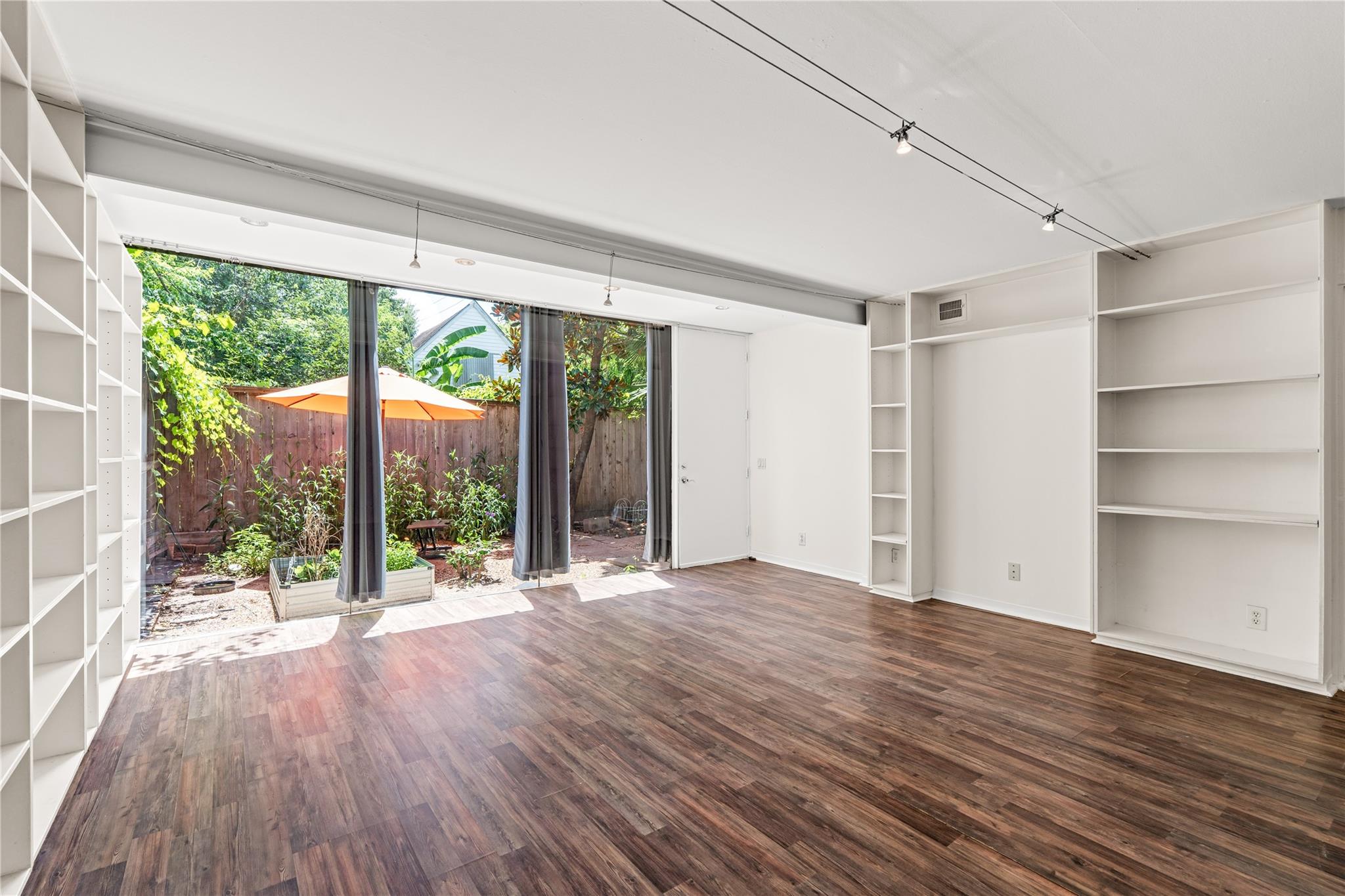1975 Lexington Street # 2