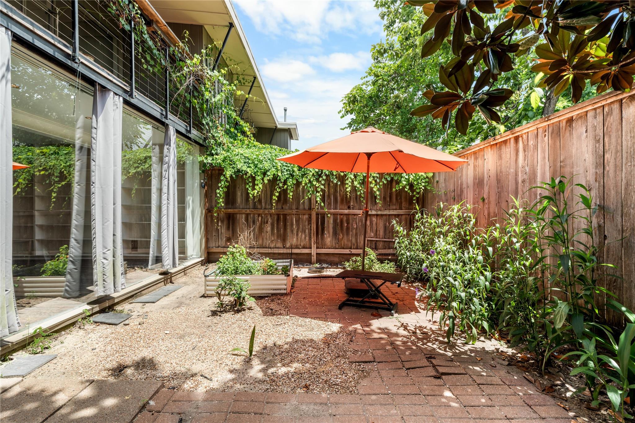 1975 Lexington Street # 2