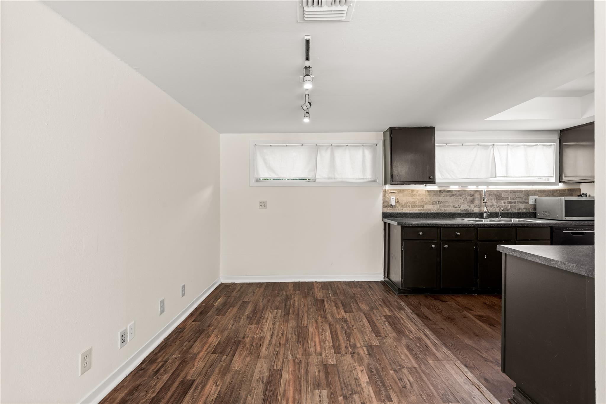1975 Lexington Street # 2