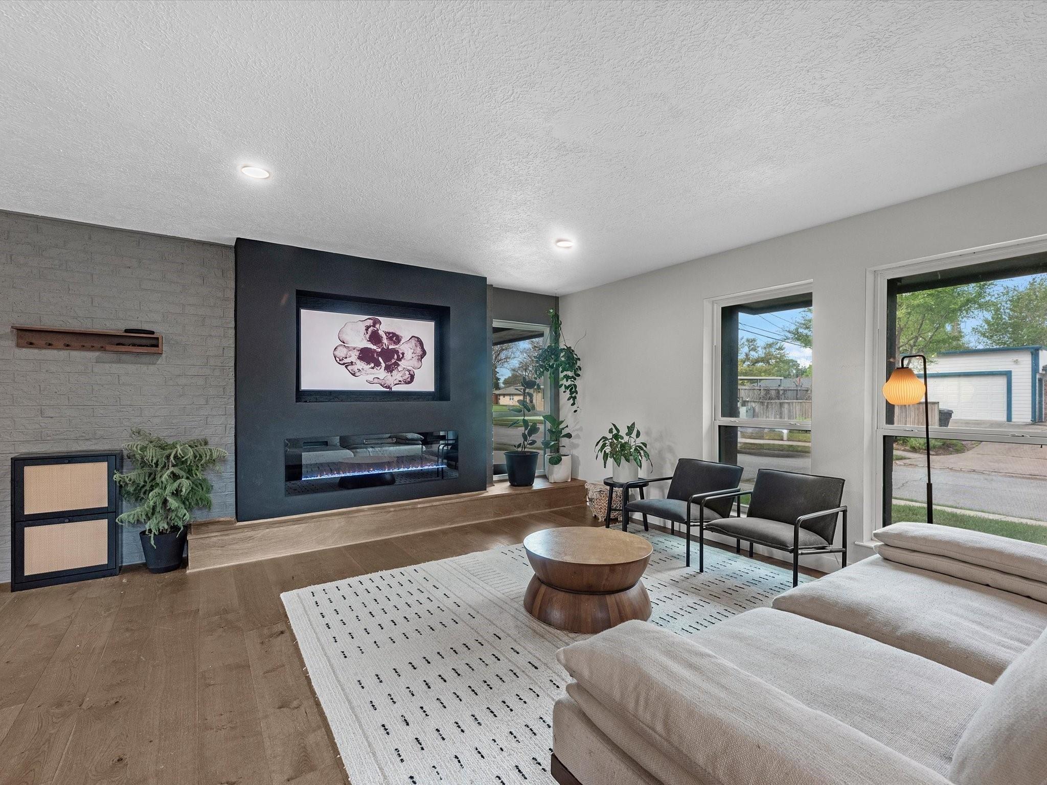 5041 Nina Lee Lane