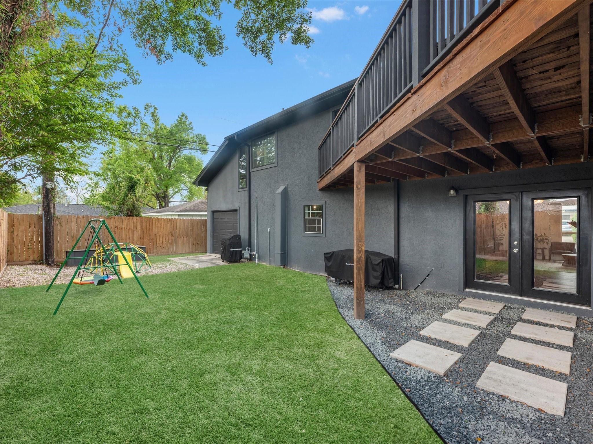 5041 Nina Lee Lane