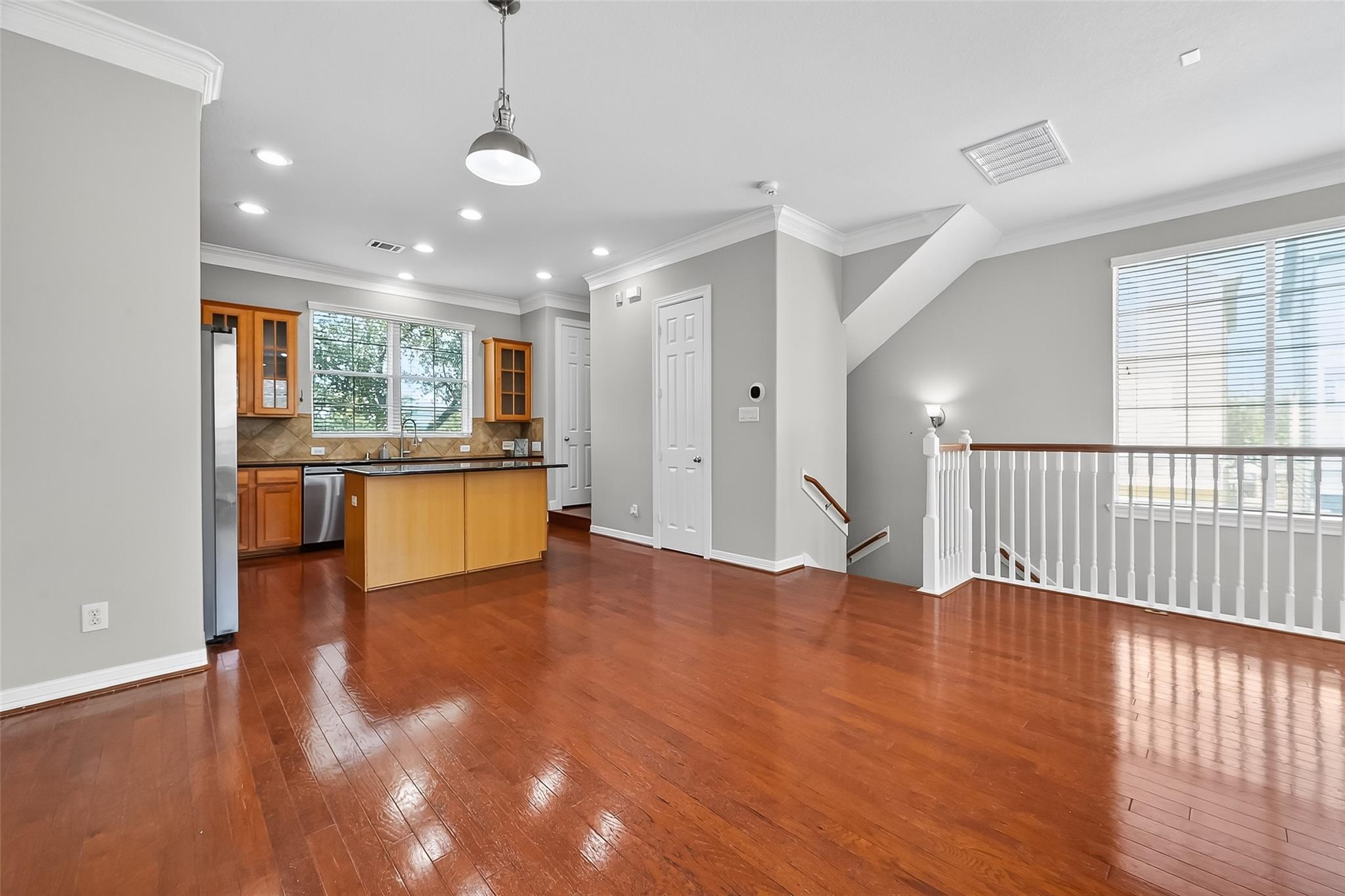 3019 Clearview Circle