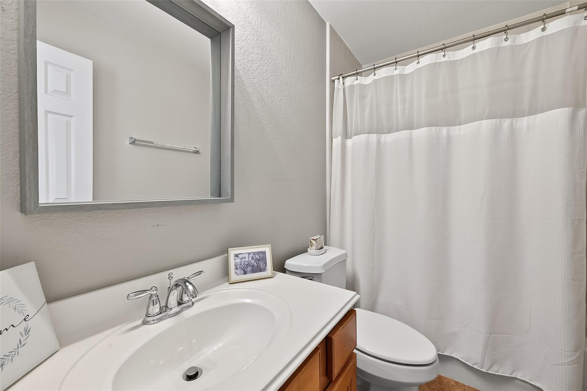 3019 Clearview Circle