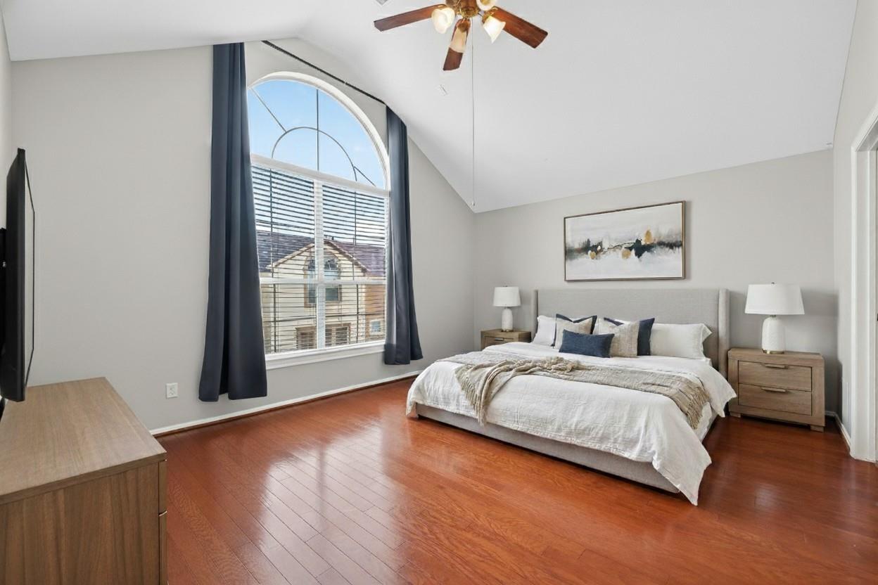 3019 Clearview Circle