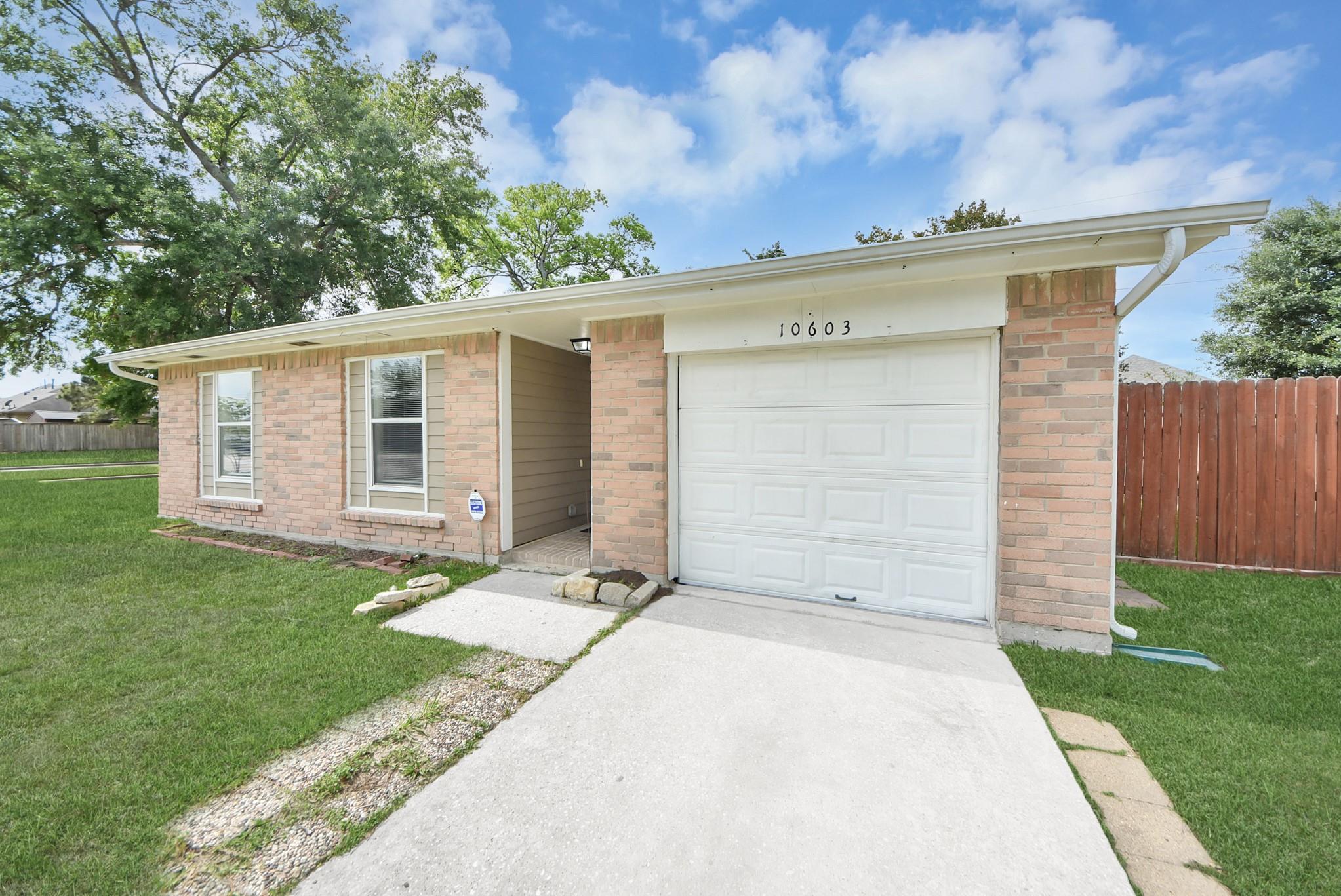 10603 Thorncliff Drive