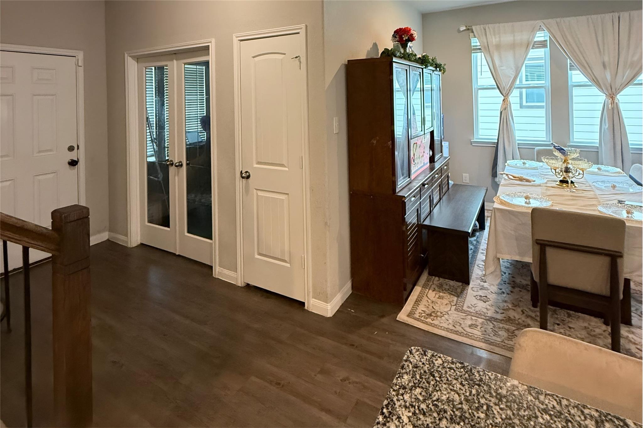 5747 Cerrillos Drive