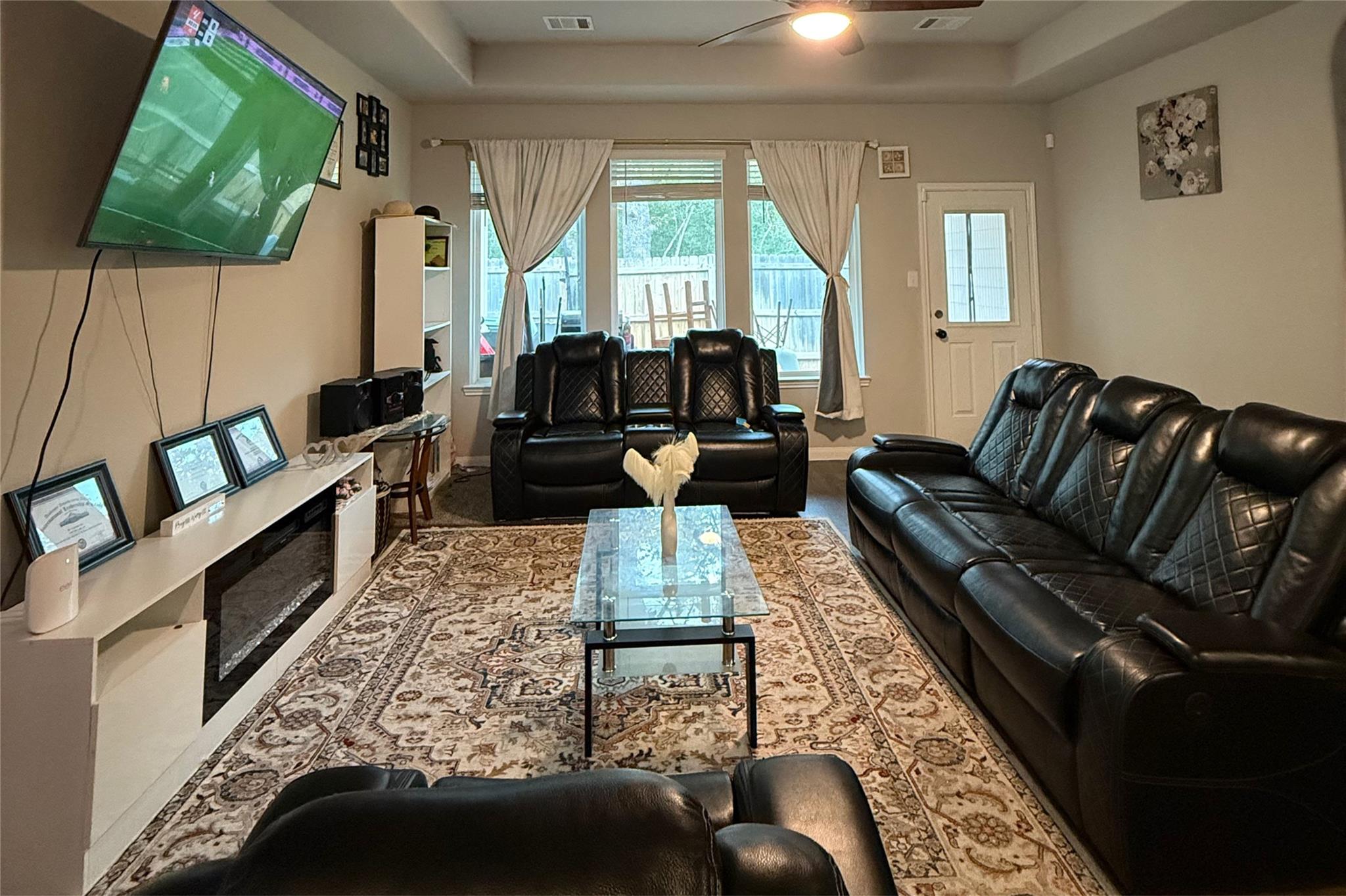 5747 Cerrillos Drive