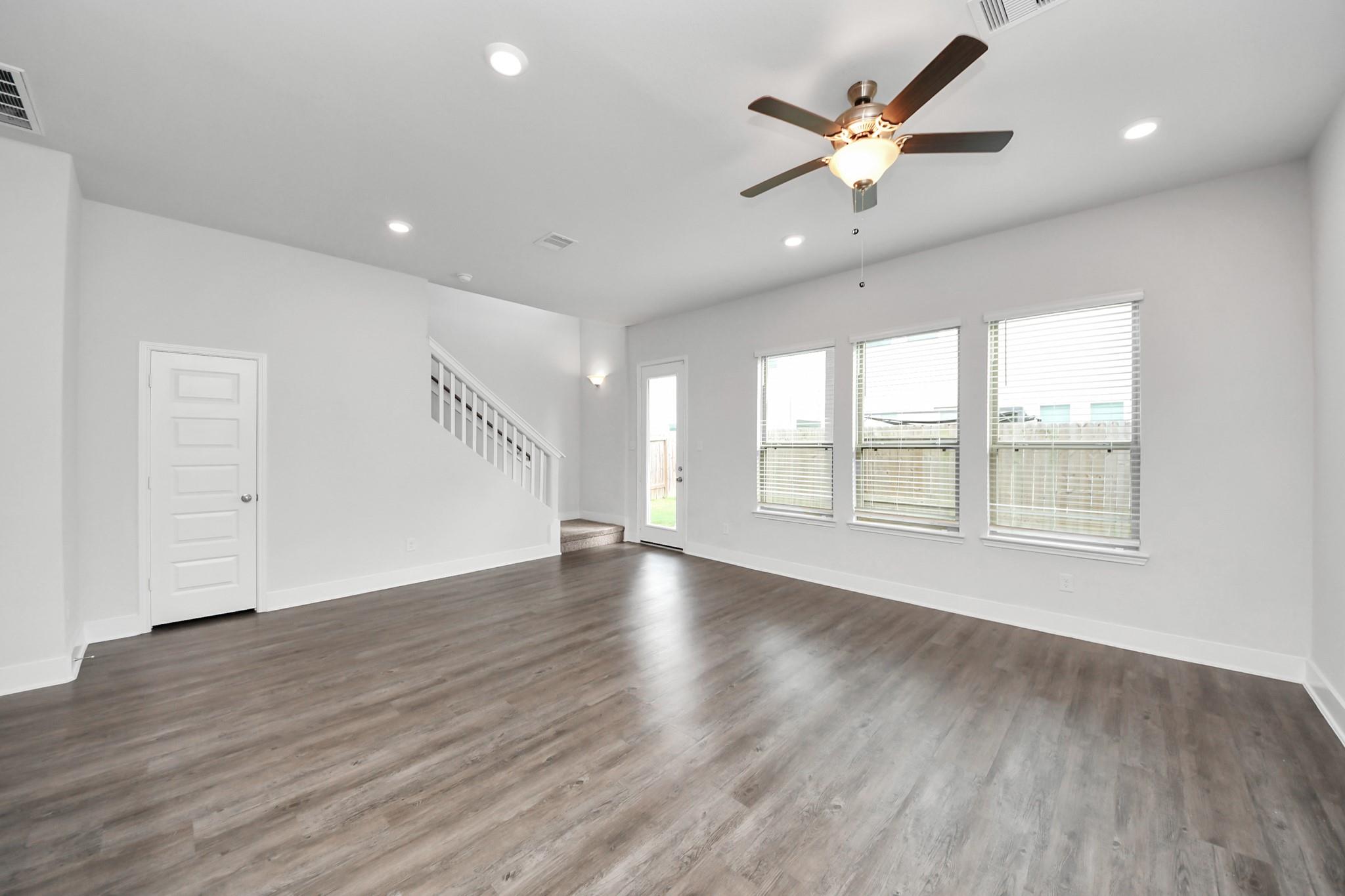 4423 Santorini Lane