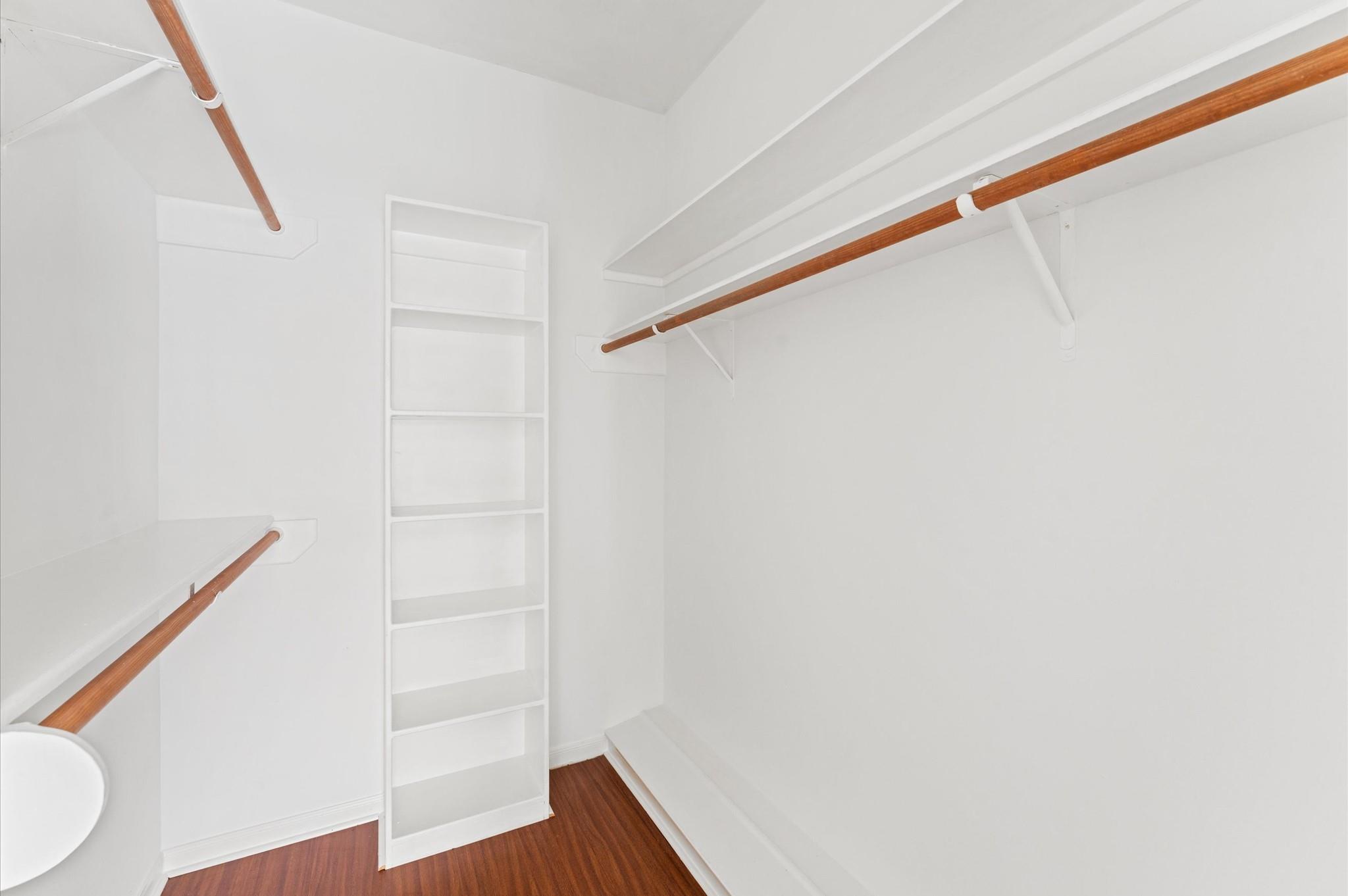 4414 Riverside Oaks Drive