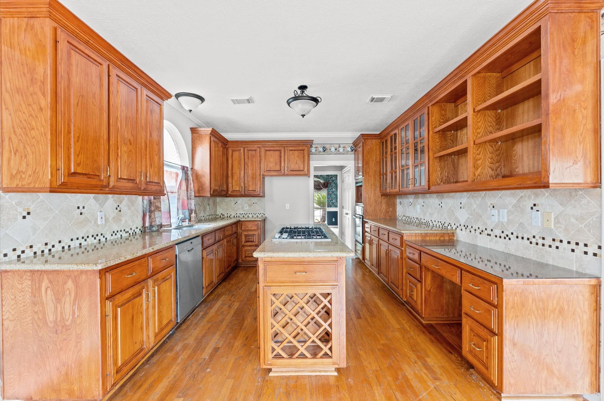 4414 Riverside Oaks Drive