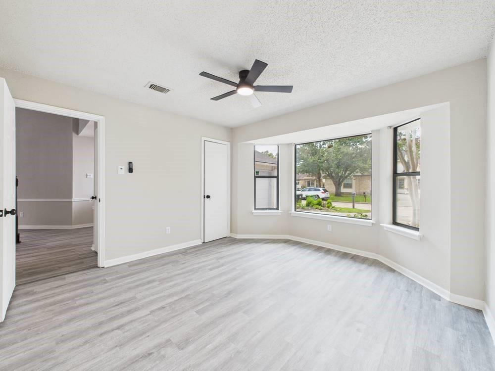 3243 S Greenpark Drive