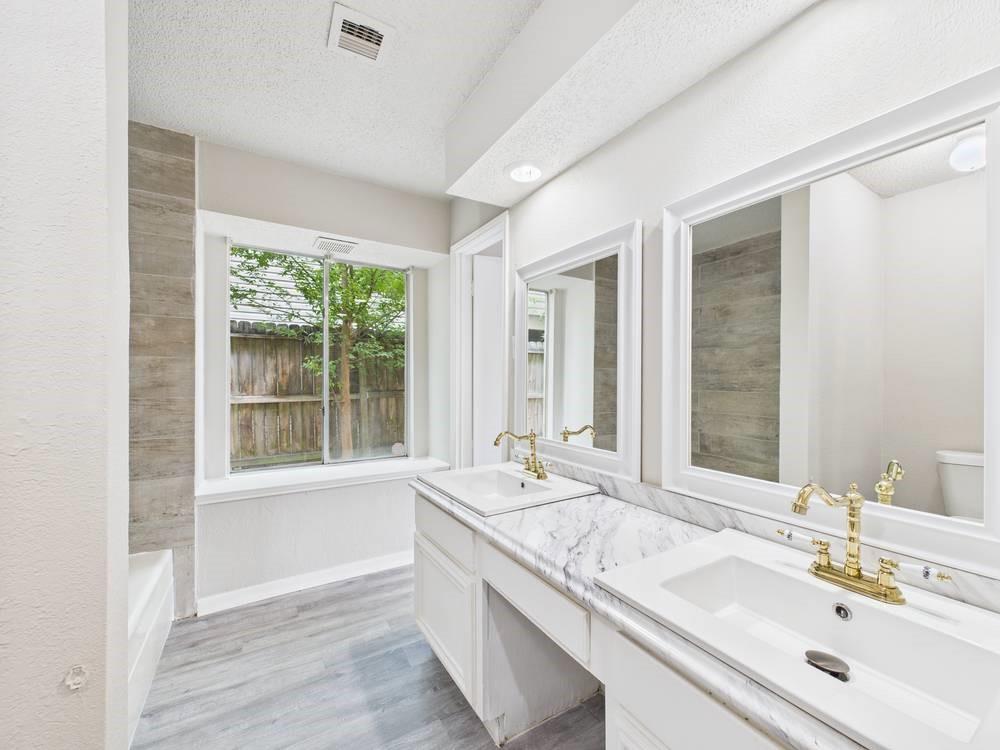 3243 S Greenpark Drive