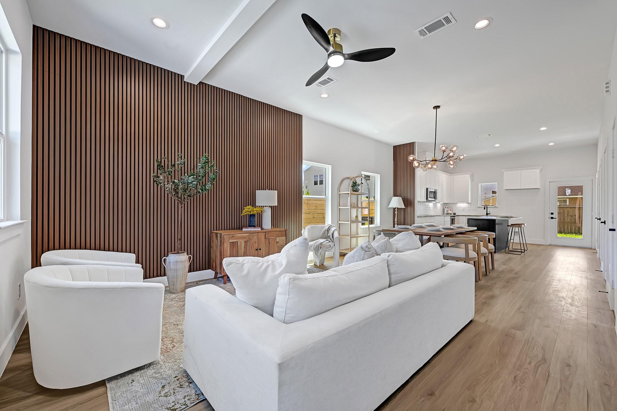 6726 Dumble Street Unit: A/B