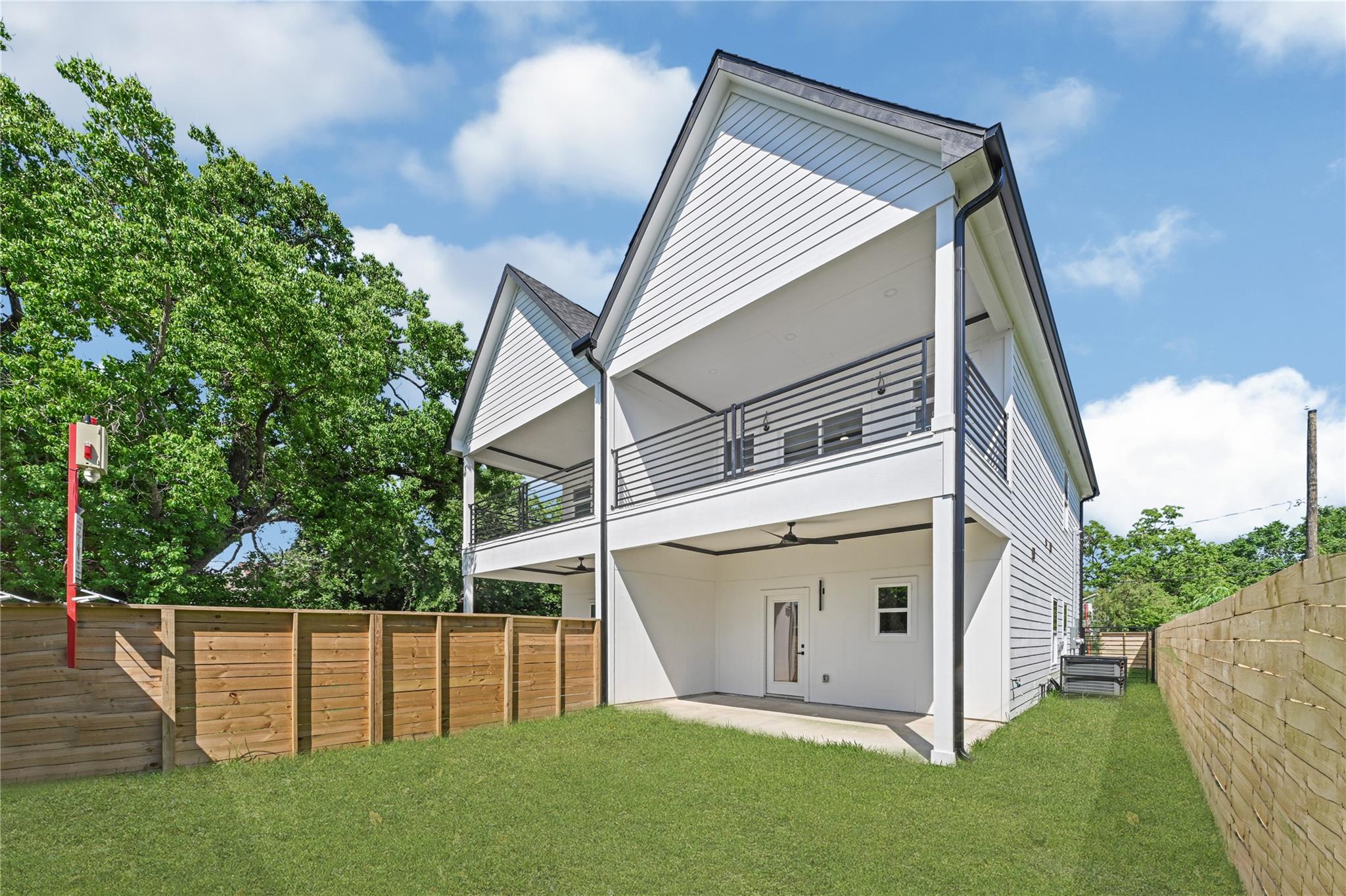 6726 Dumble Street Unit: A/B