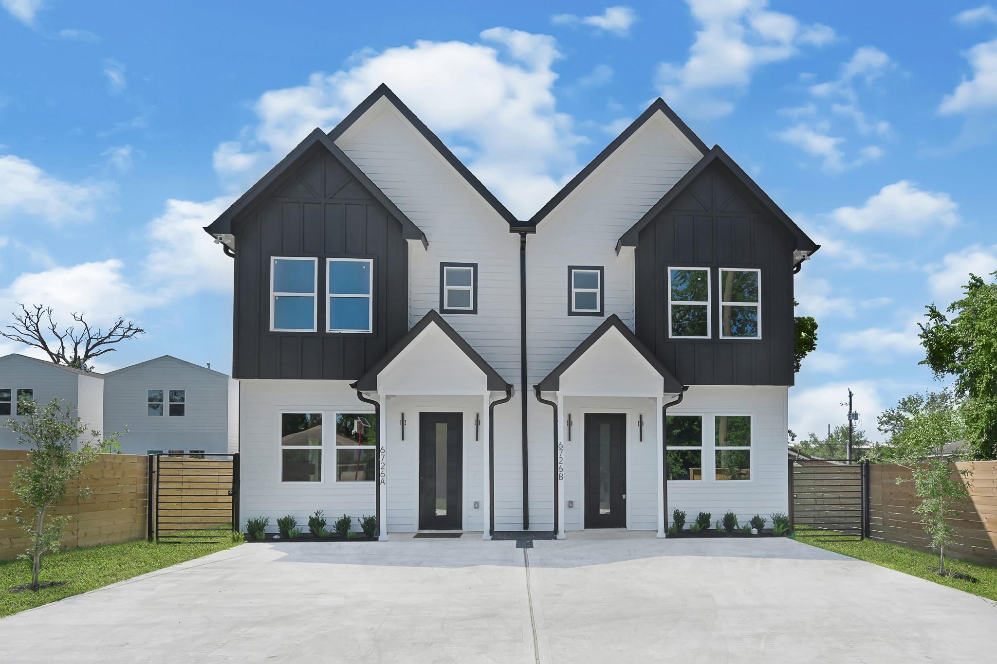 6726 Dumble Street Unit: A/B