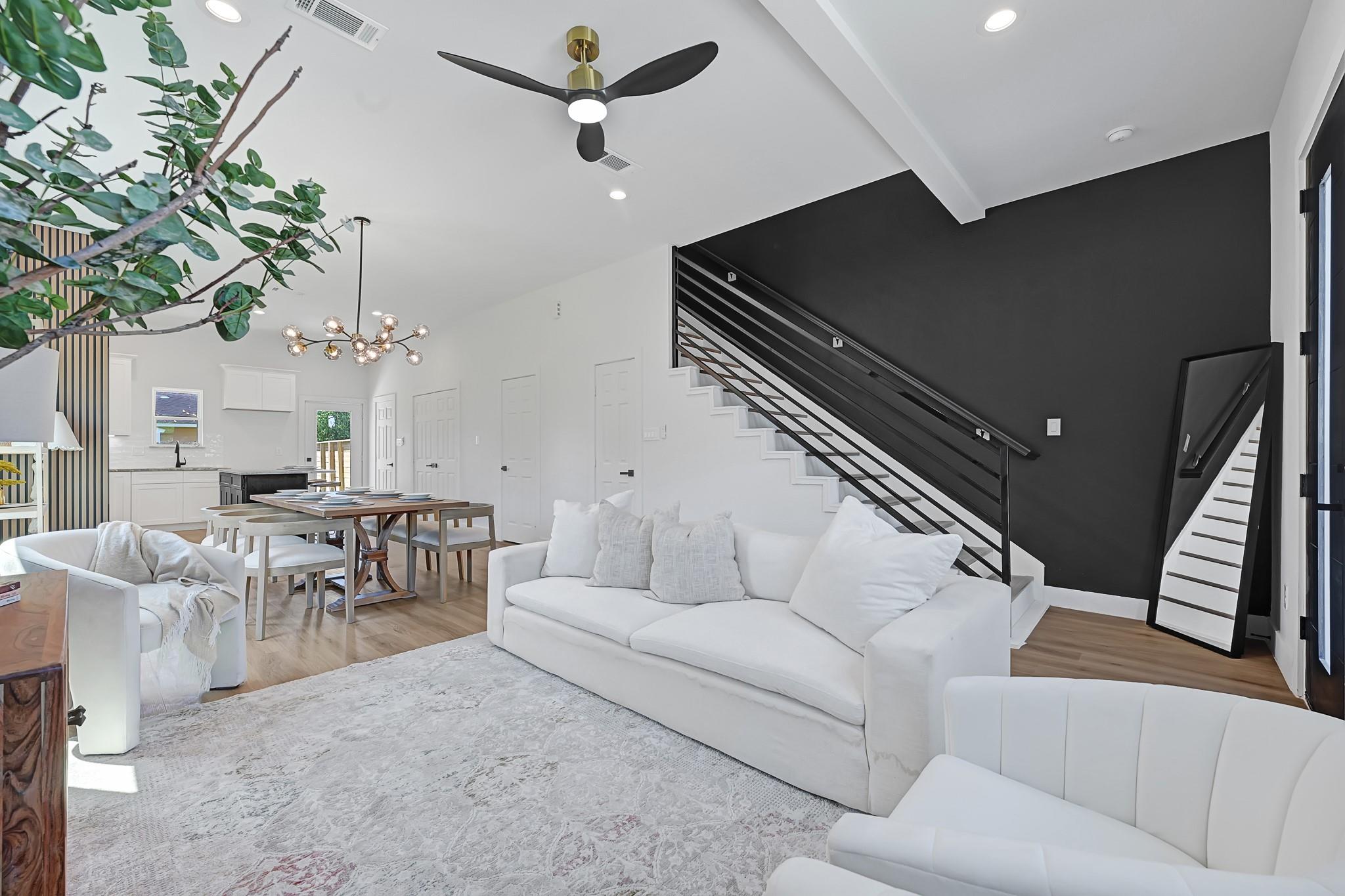 6726 Dumble Street Unit: A/B