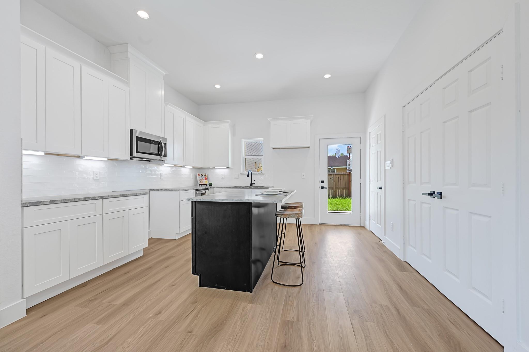 6726 Dumble Street Unit: A/B