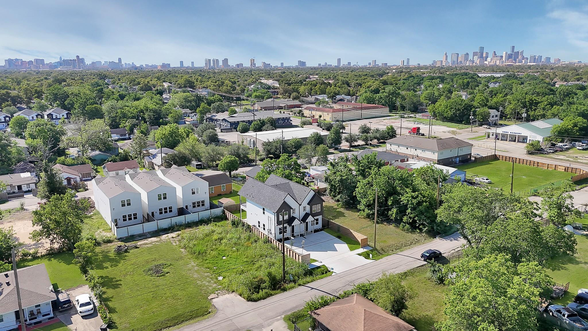 6726 Dumble Street Unit: A/B