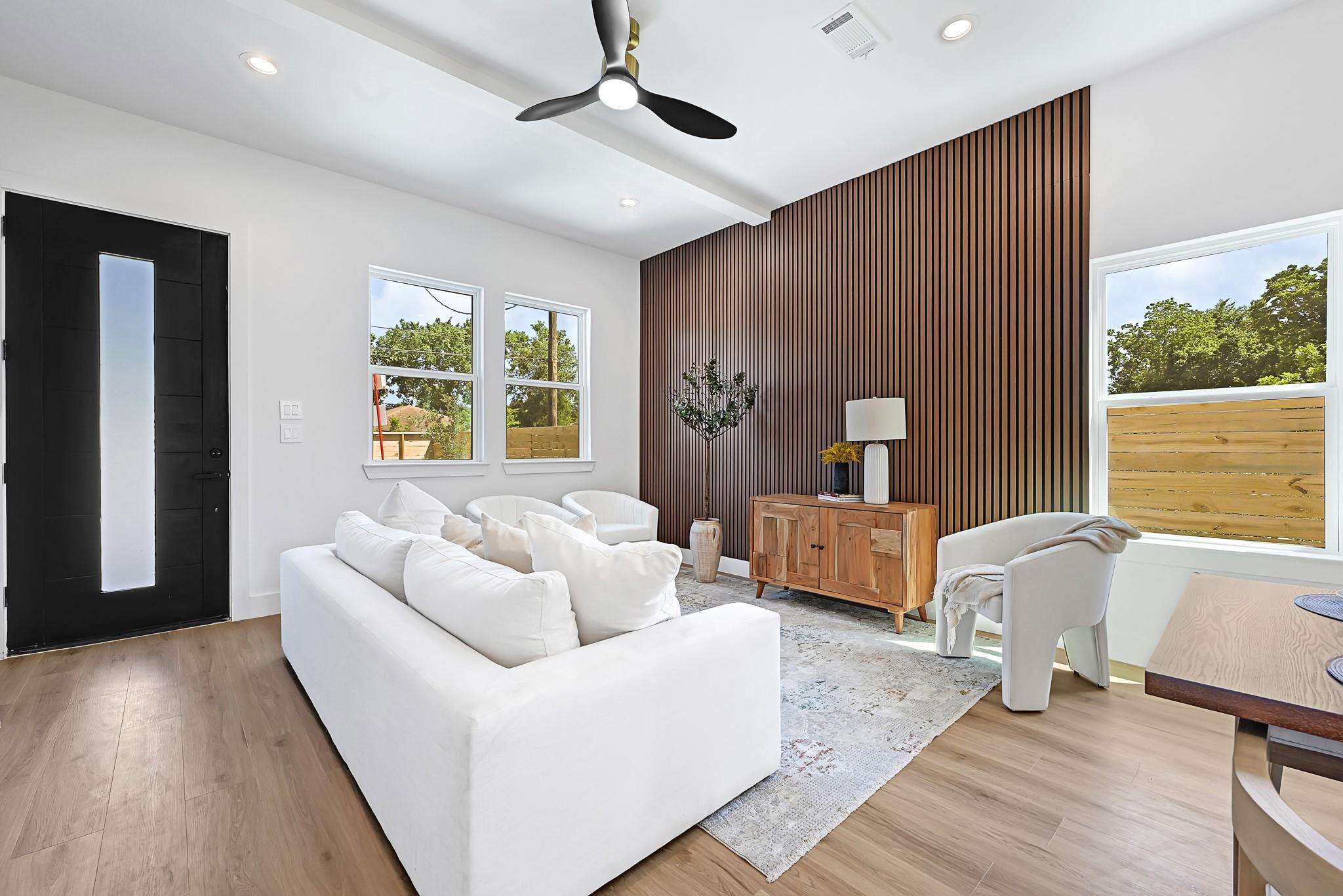 6726 Dumble Street Unit: A/B