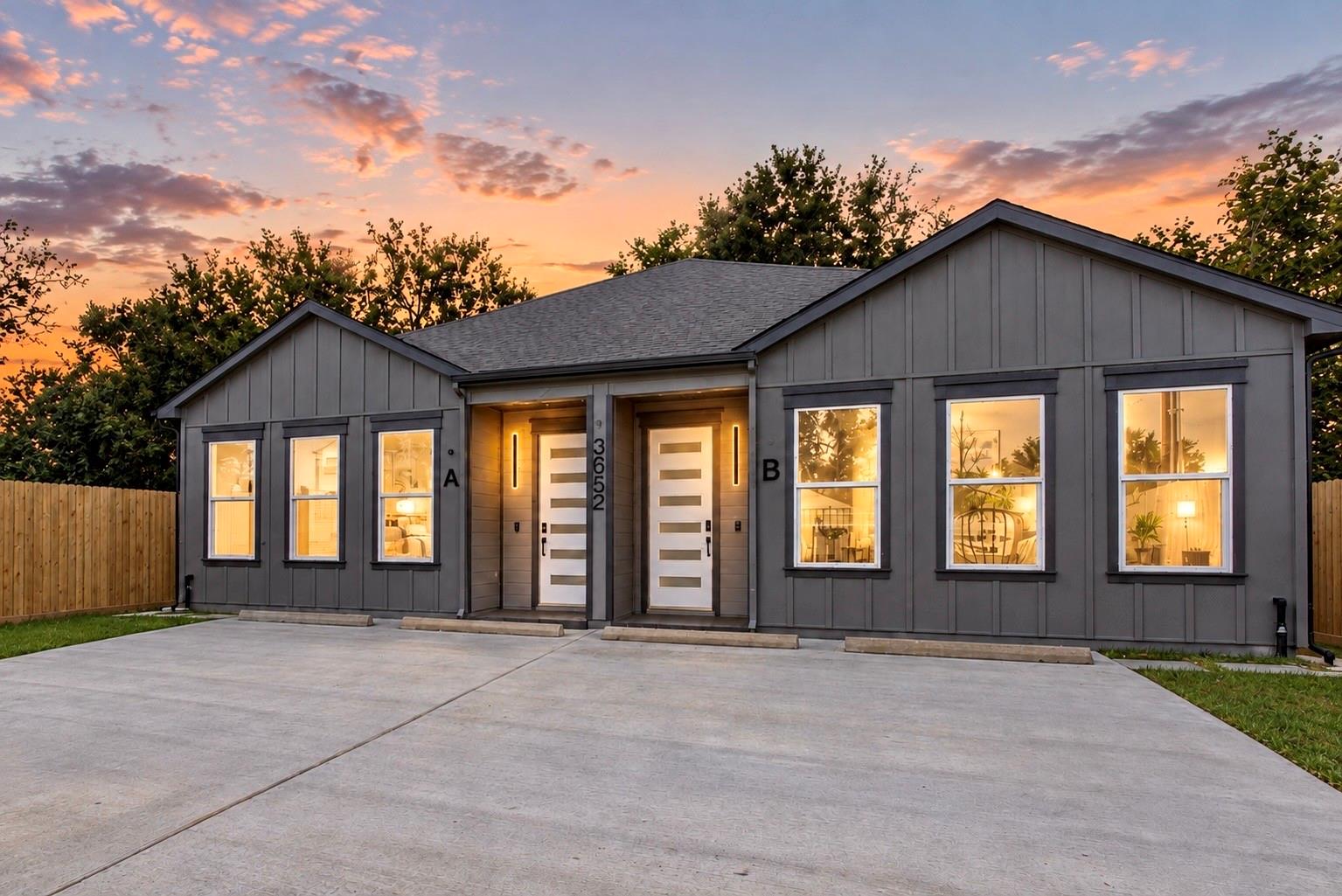3652 Seabrook Street Unit: A/B