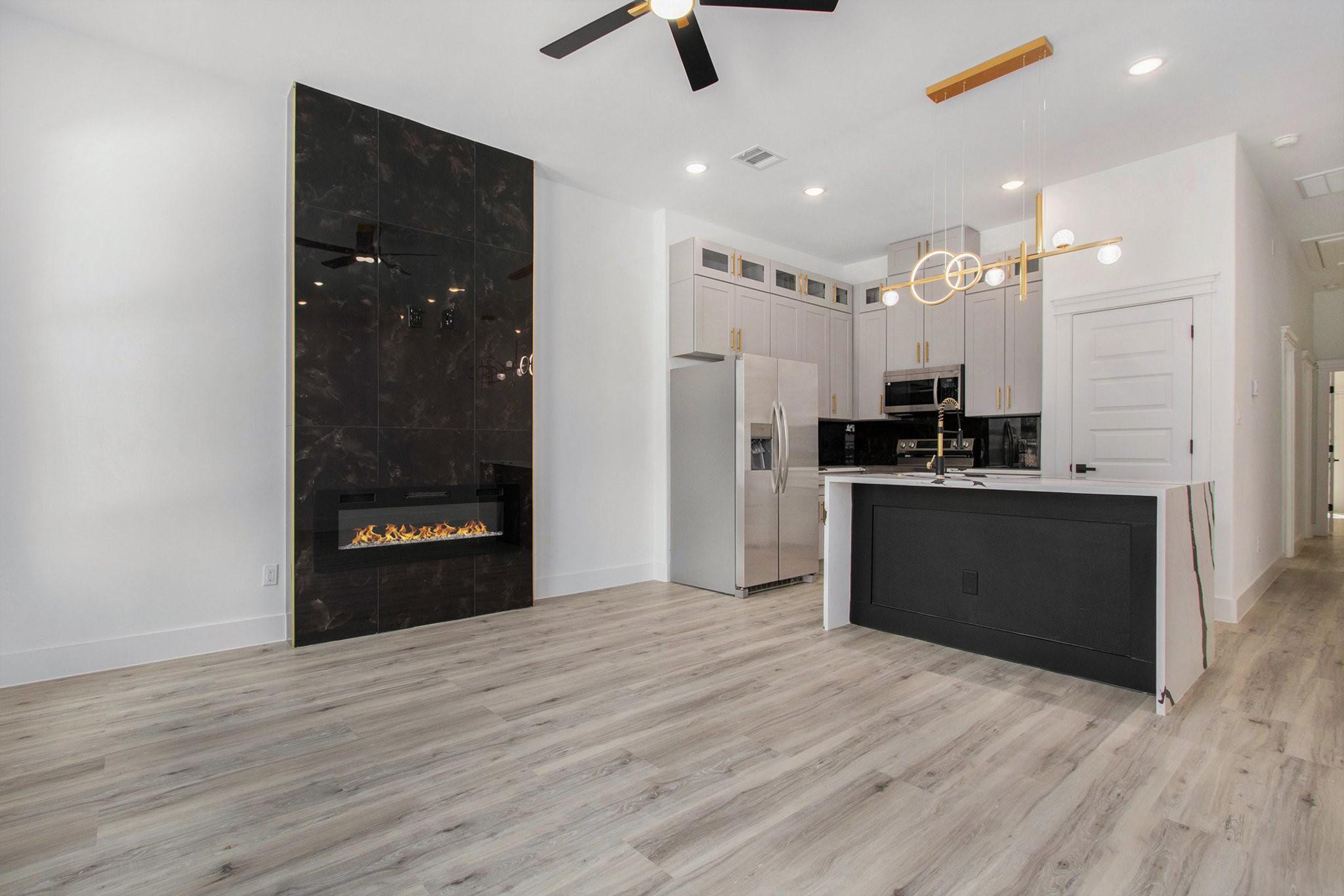 3652 Seabrook Street Unit: A/B