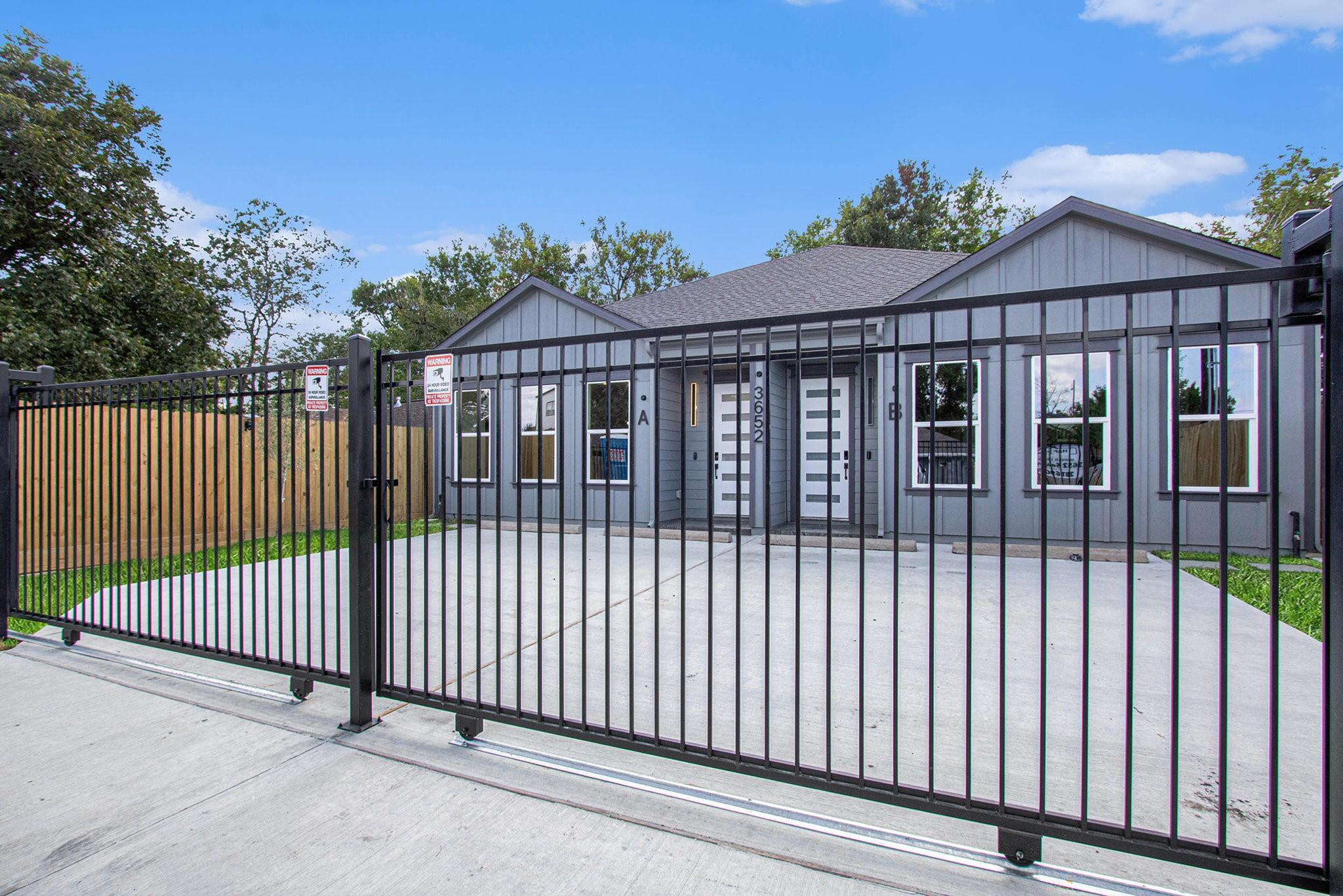 3652 Seabrook Street Unit: A/B