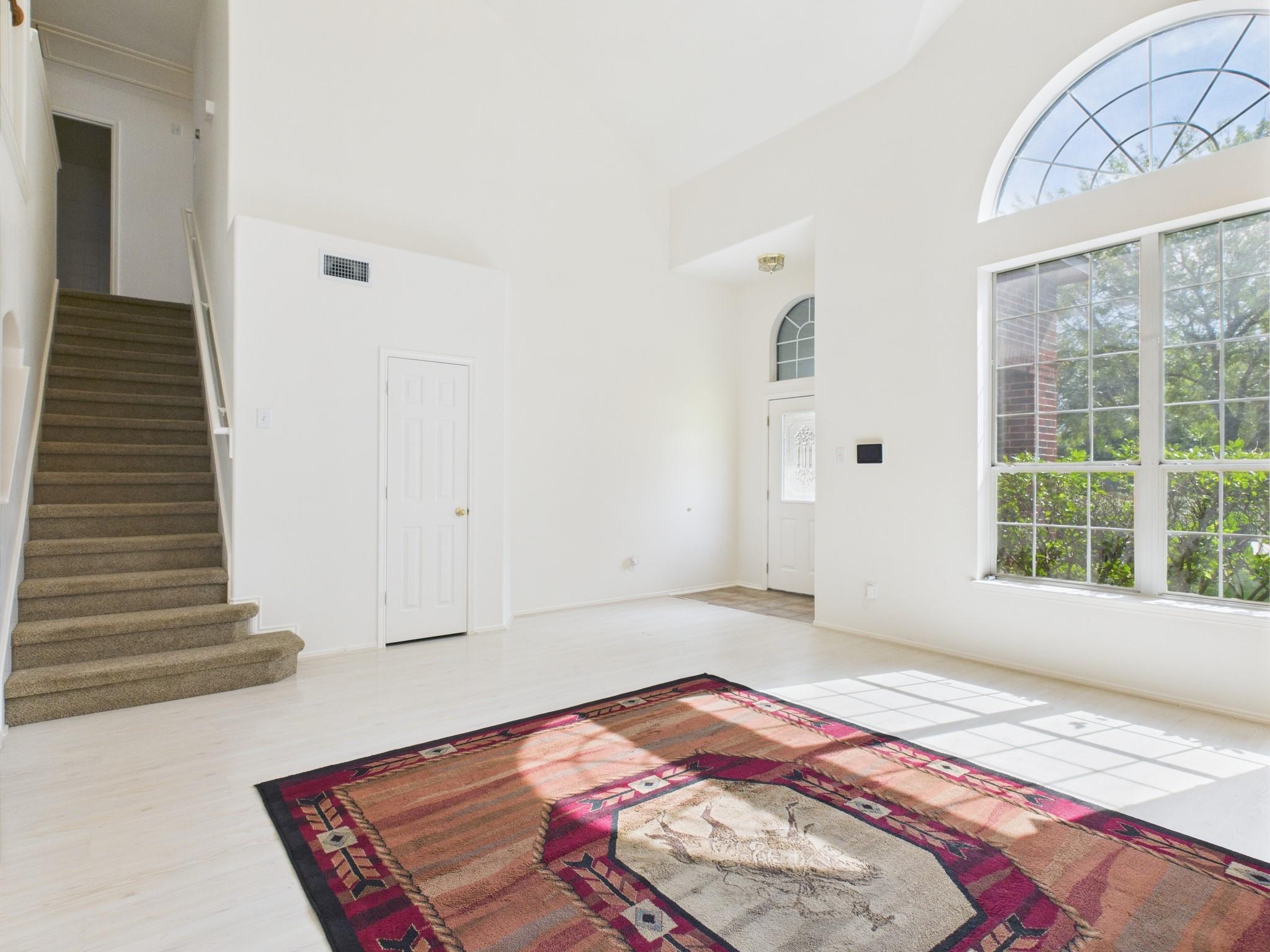 8010 Fox Street Street