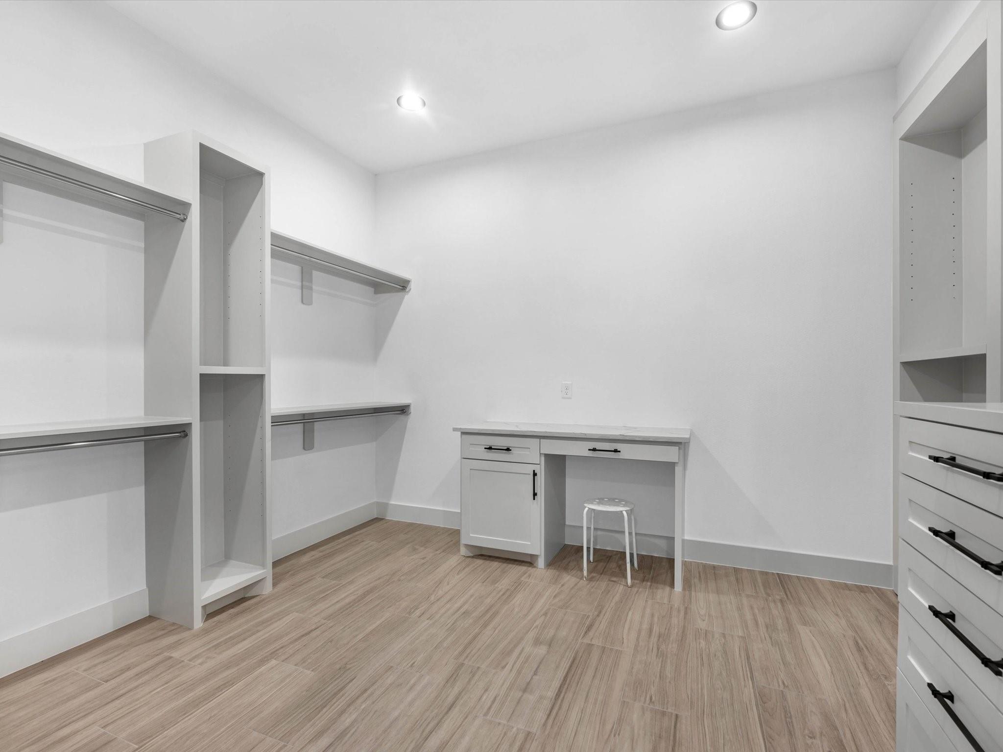 25 Private Road 6612