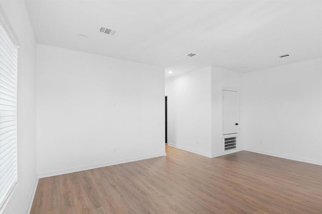 9730 Tuffly Street Unit: A/B