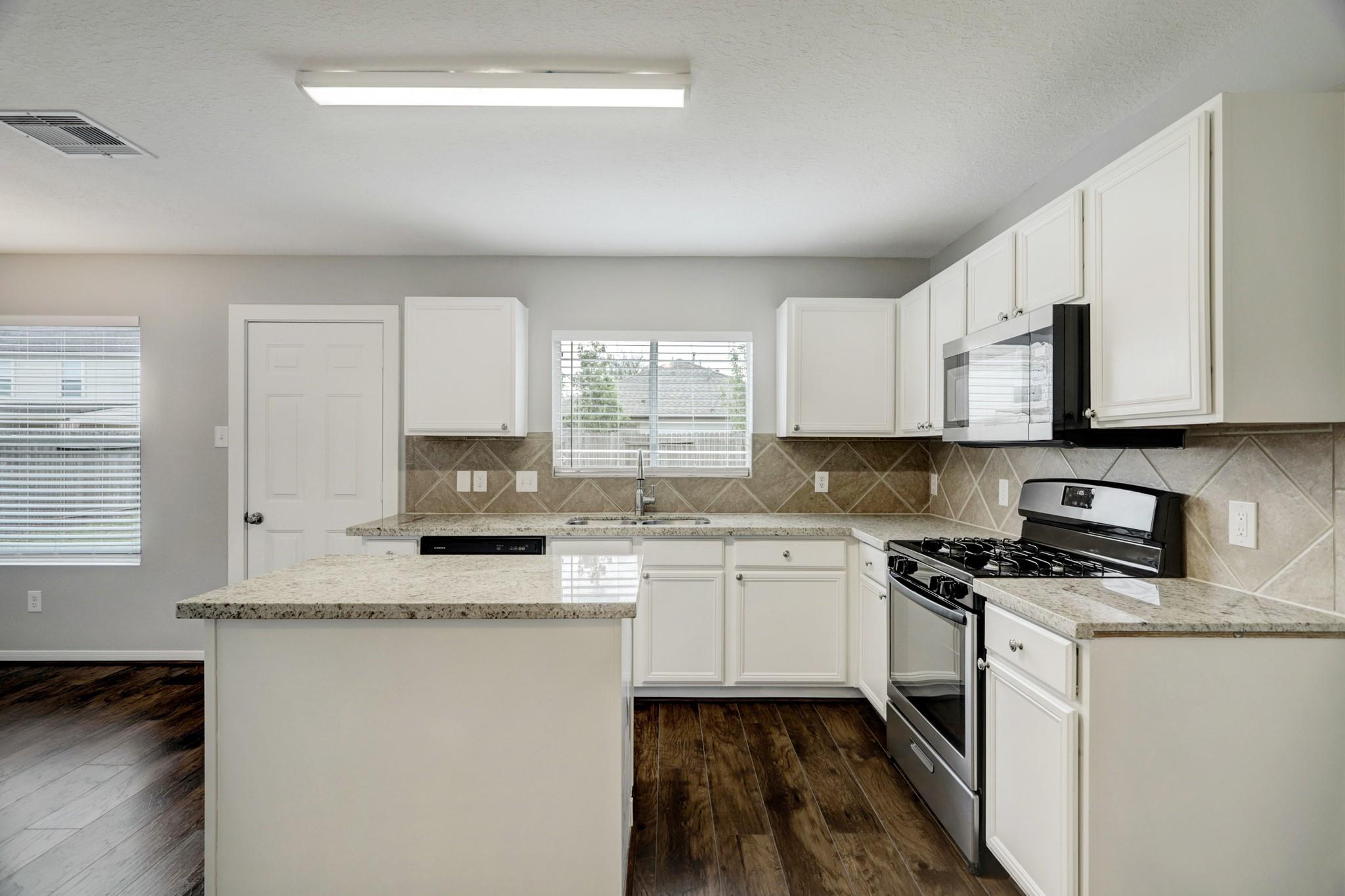 5014 Mabry Stream Court