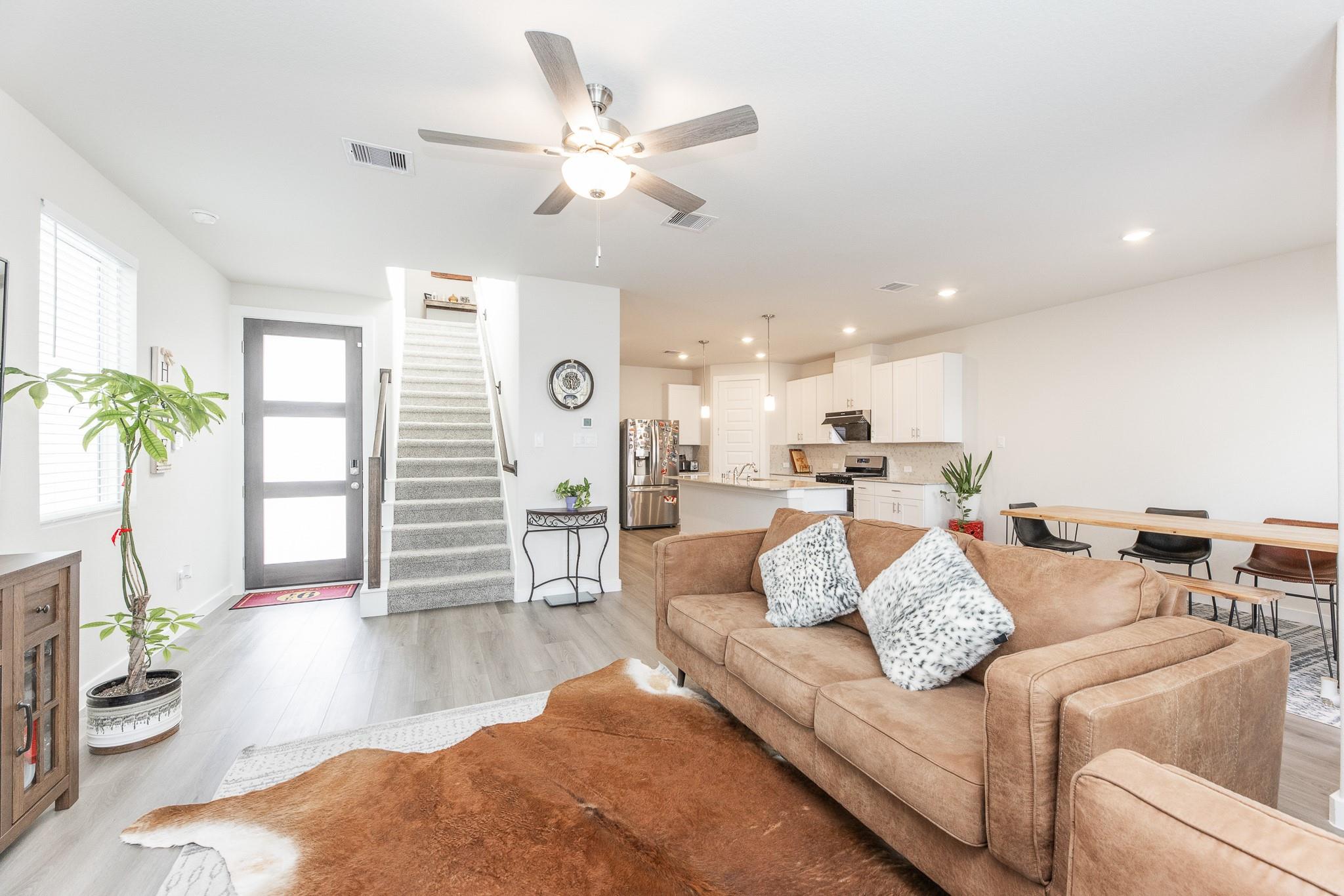 9949 Storehouse Drive