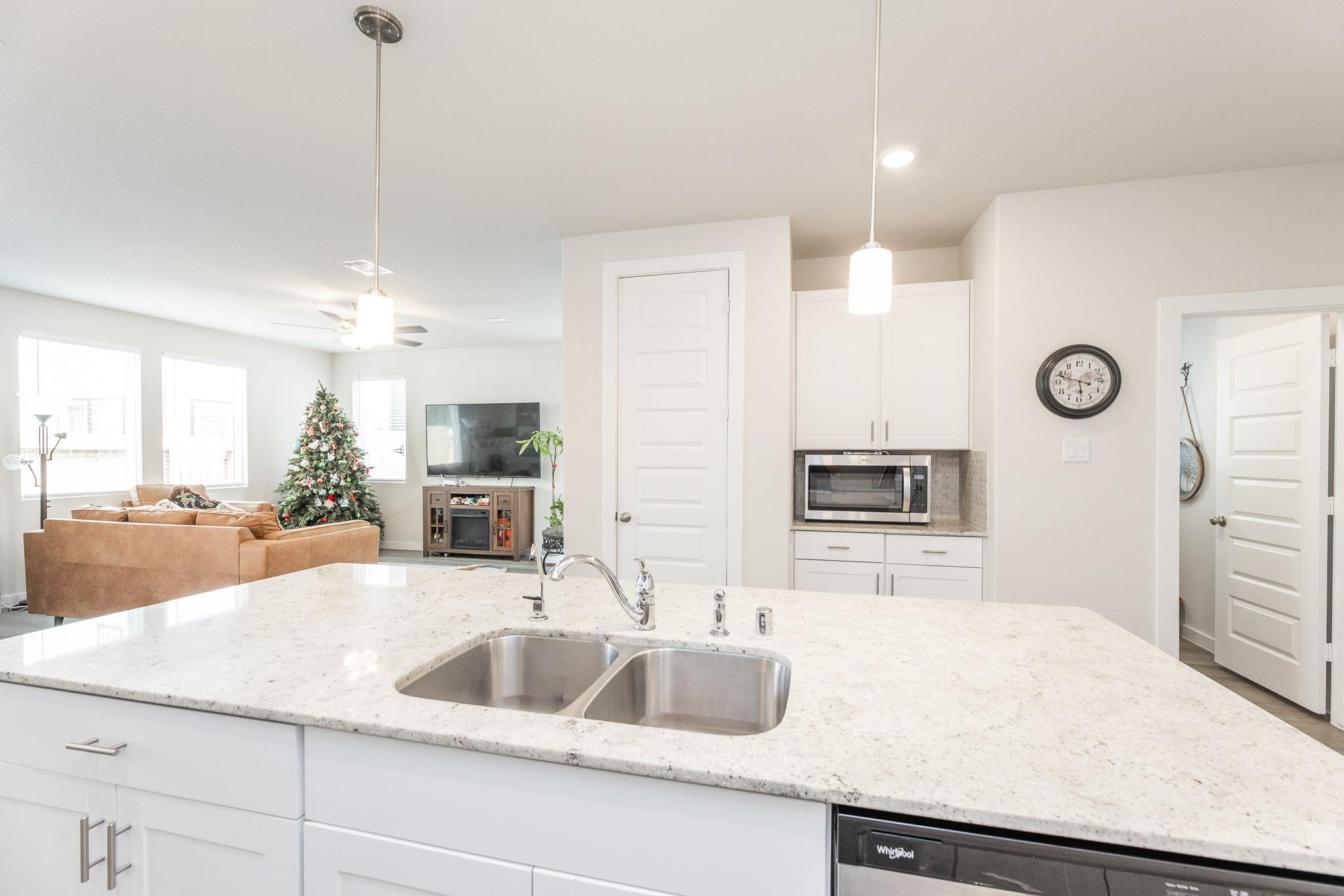 9949 Storehouse Drive