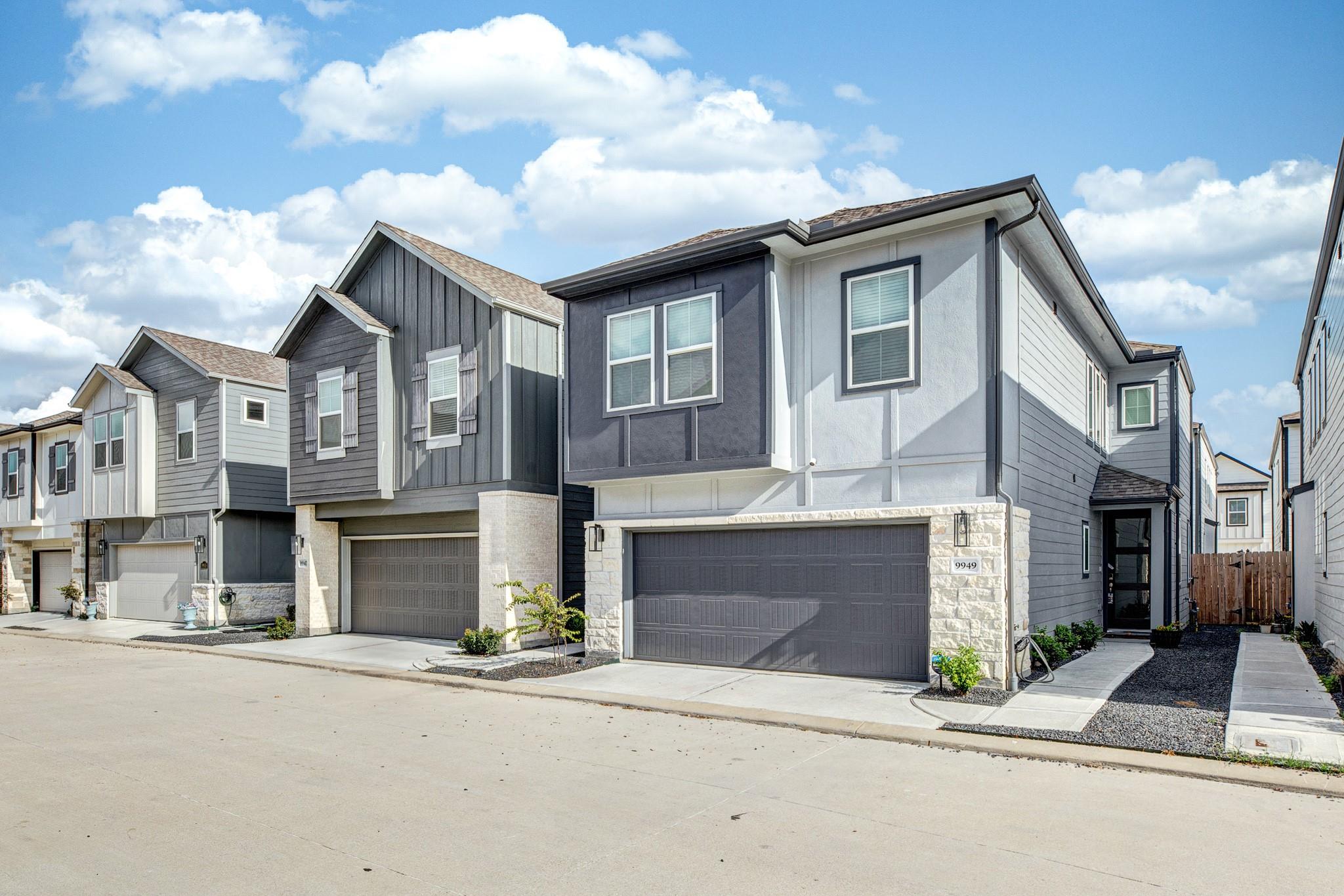 9949 Storehouse Drive