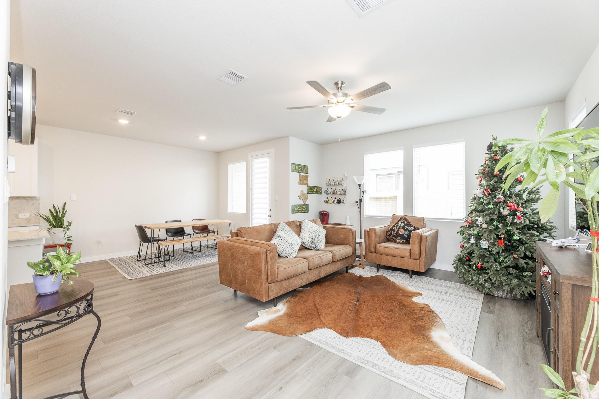 9949 Storehouse Drive