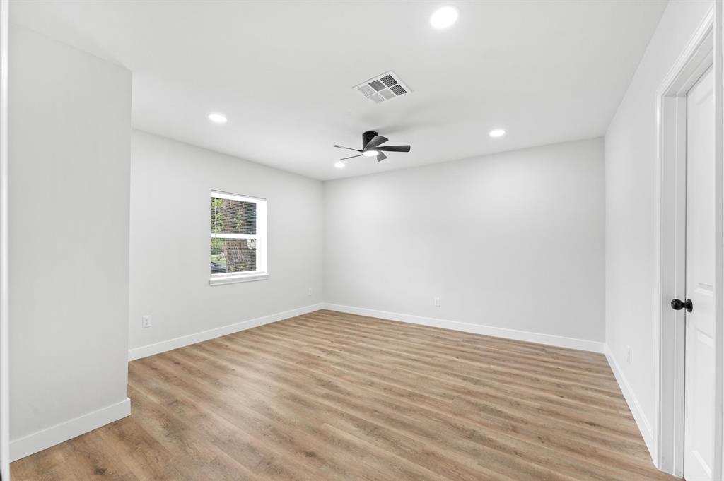 327 E Delz Drive