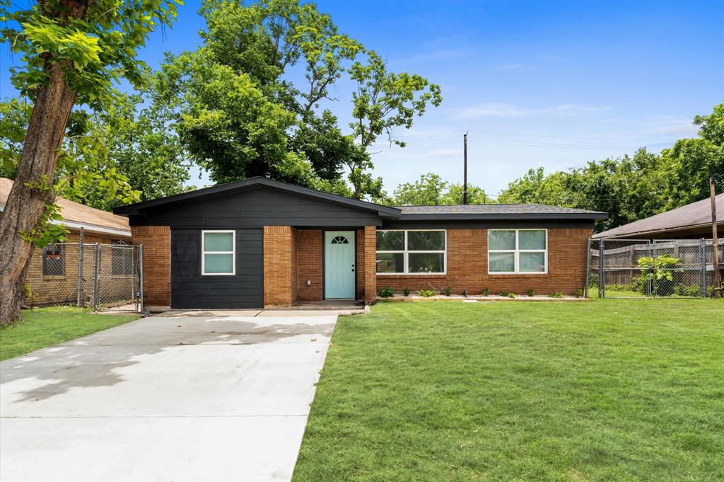 327 E Delz Drive