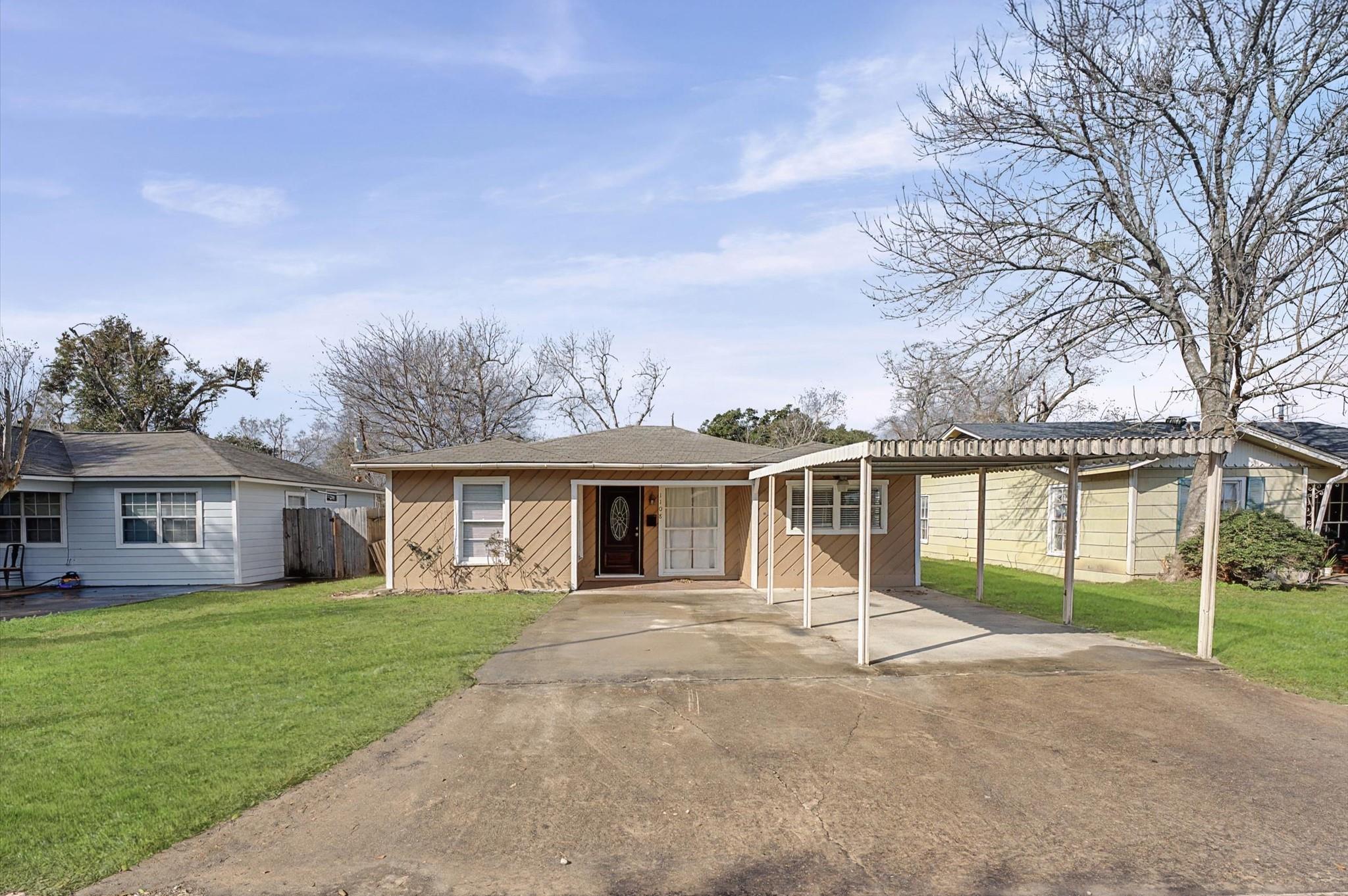 1108 Georgina St Street