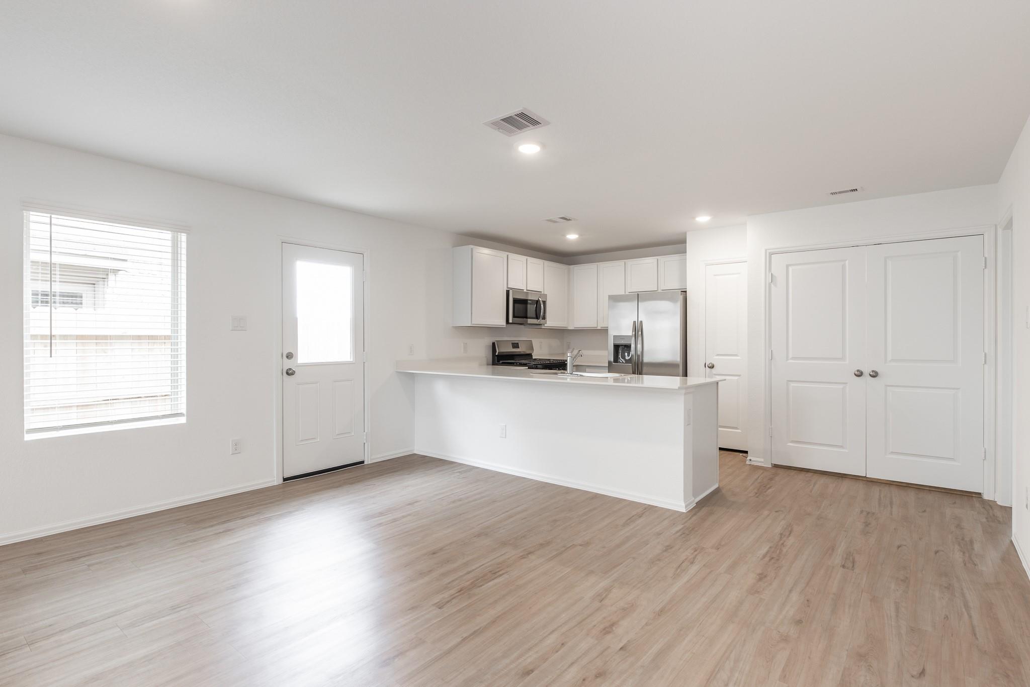 26811 Paloma Blanca Drive