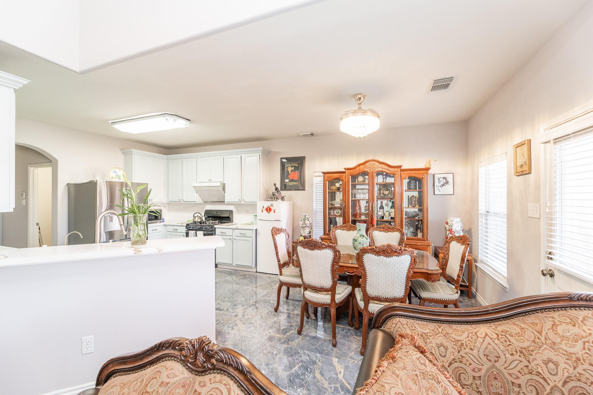 11614 Seaglers Point Lane