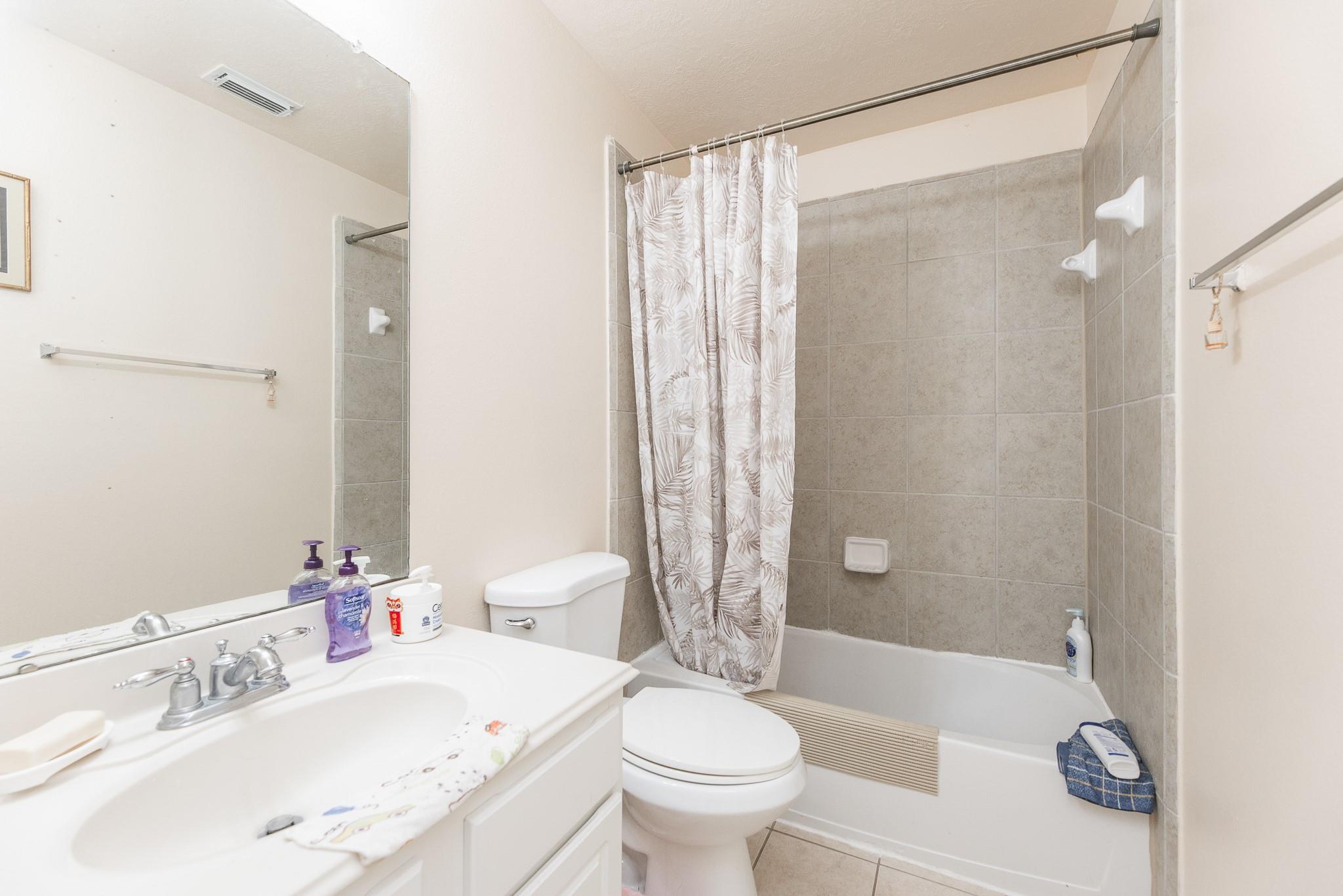 11614 Seaglers Point Lane