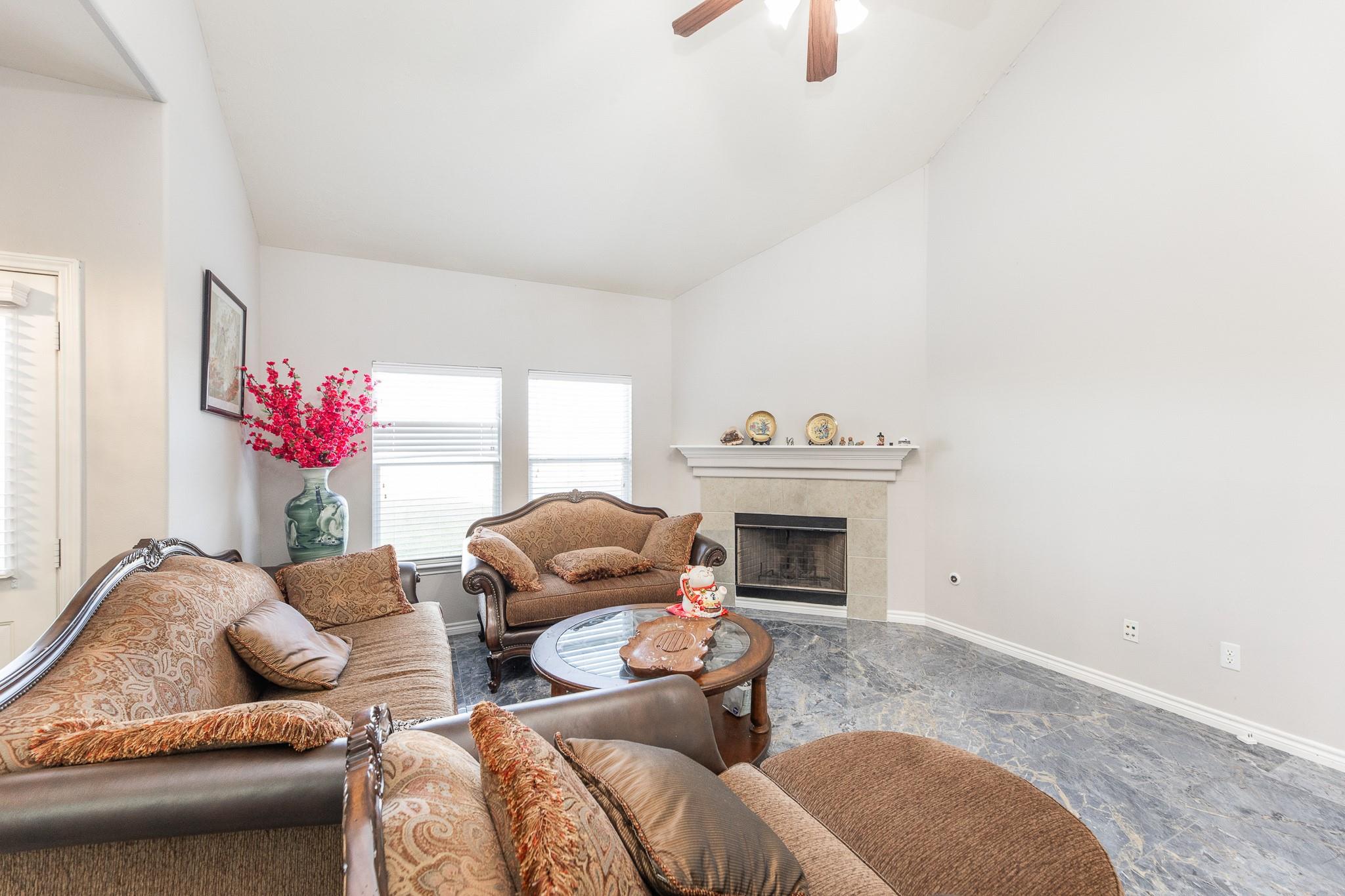 11614 Seaglers Point Lane