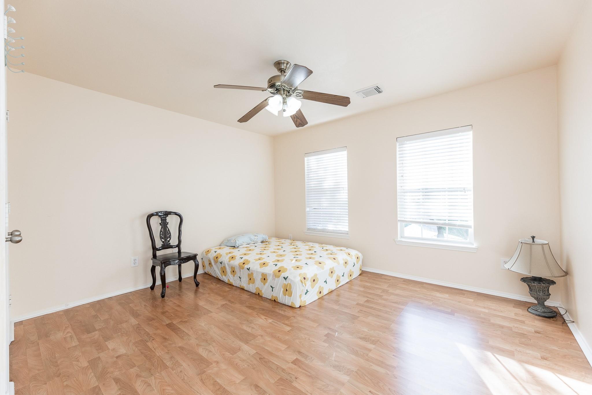 11614 Seaglers Point Lane